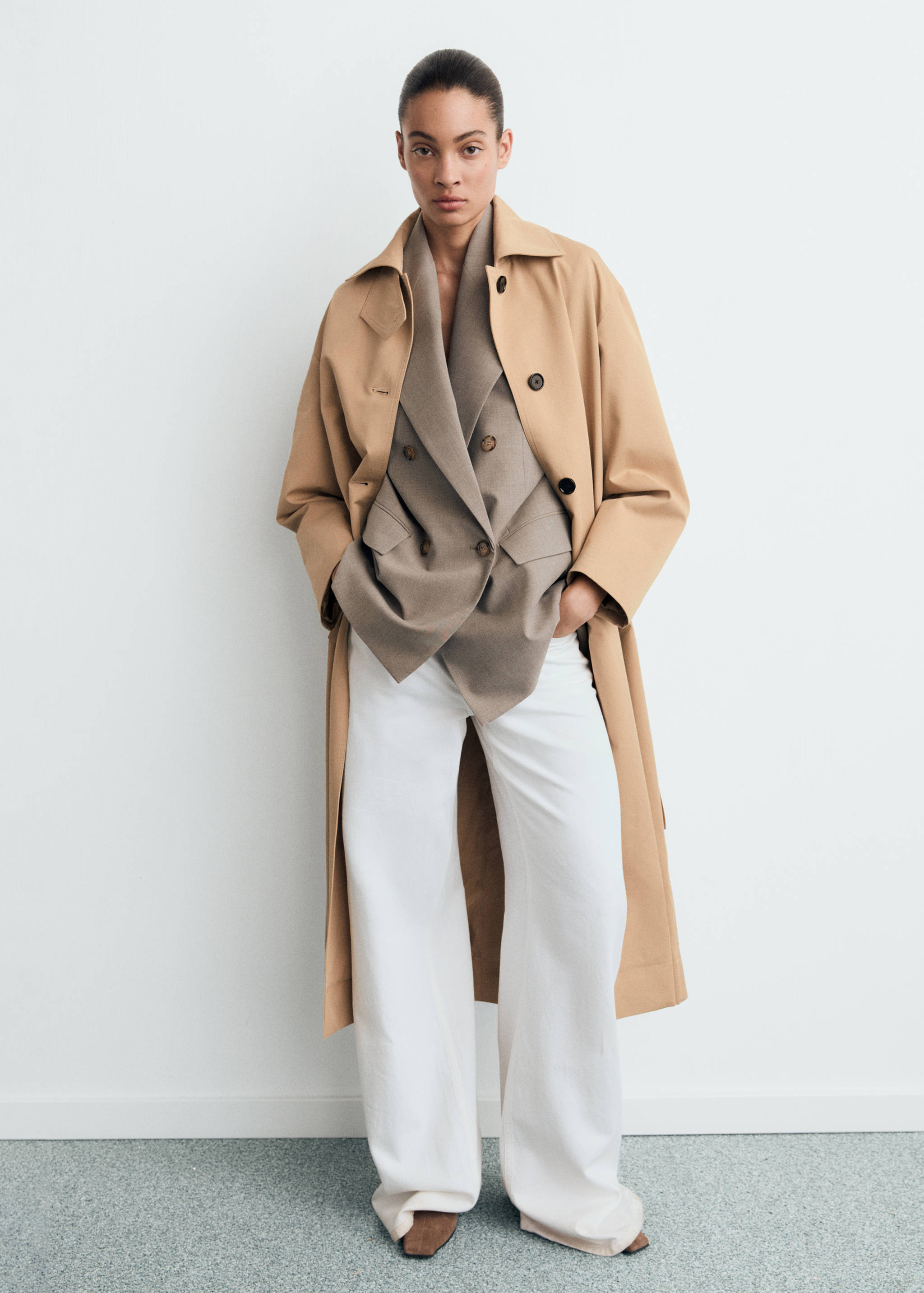 Long trench coat with belt - General plane