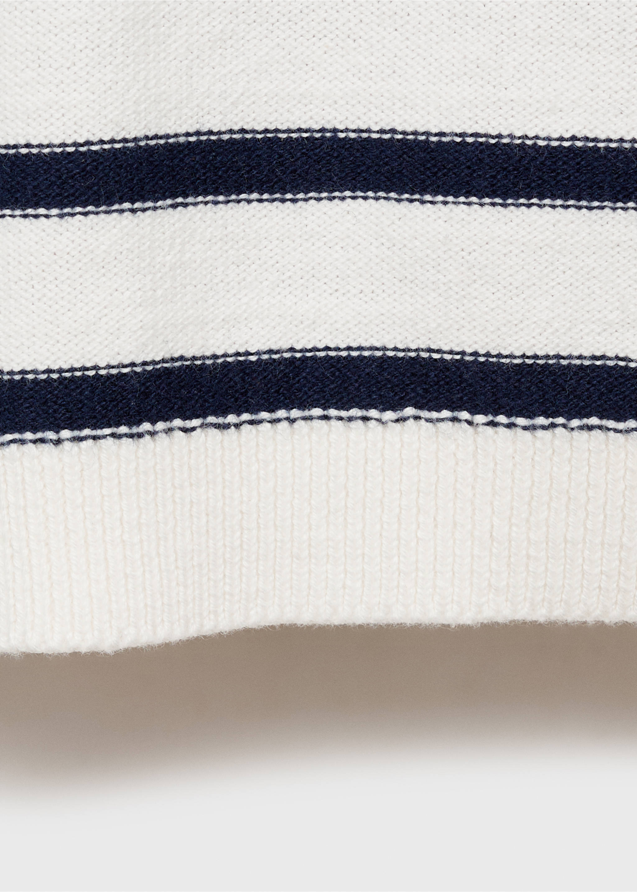 Gestreifter Baumwollpullover - Detail des Artikels 8, Cremeweiß. Ref: 87095949-00.