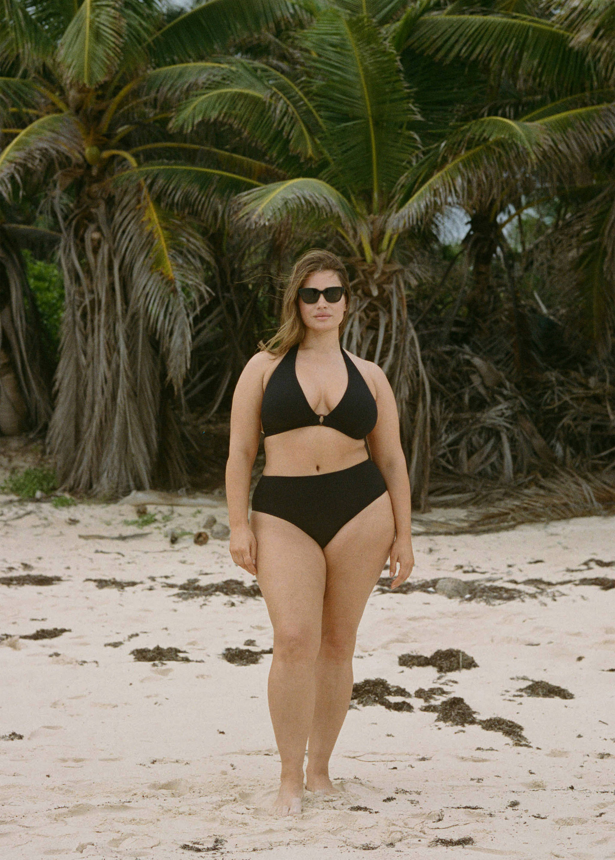 Ribbed high-waisted bikini bottom - Details of the article 3