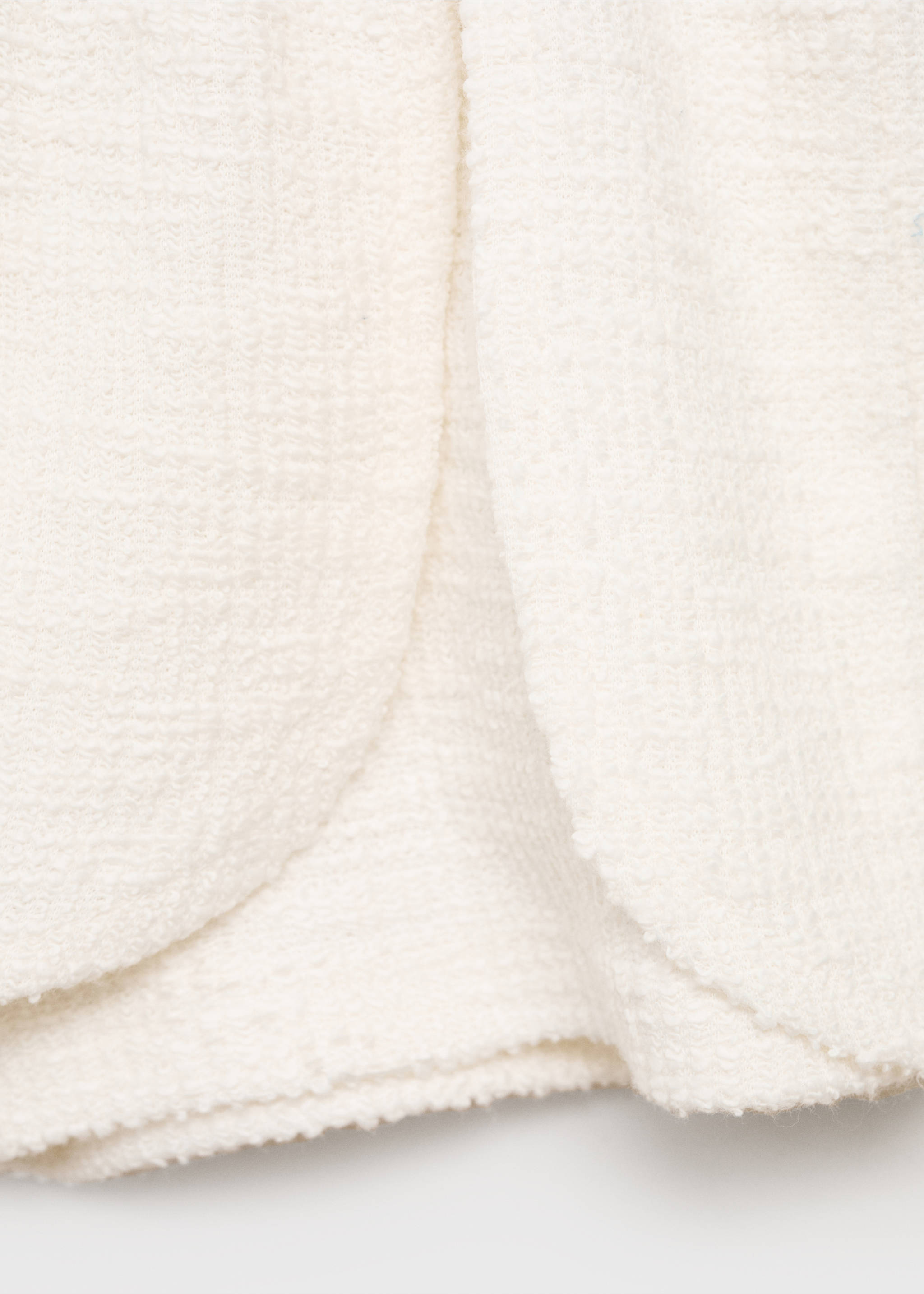 Hosenrock mit Schleife - Detail des Artikels 0, Cremeweiß. Ref: 87095975-00.