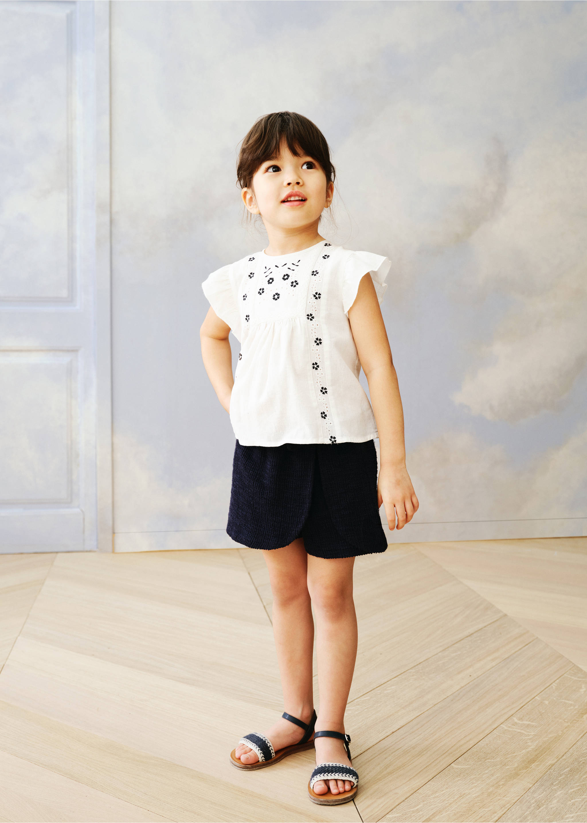 Jupe short nœud - Détail de l'article 5, Bleu marine foncé. Ref: 87095975-00.