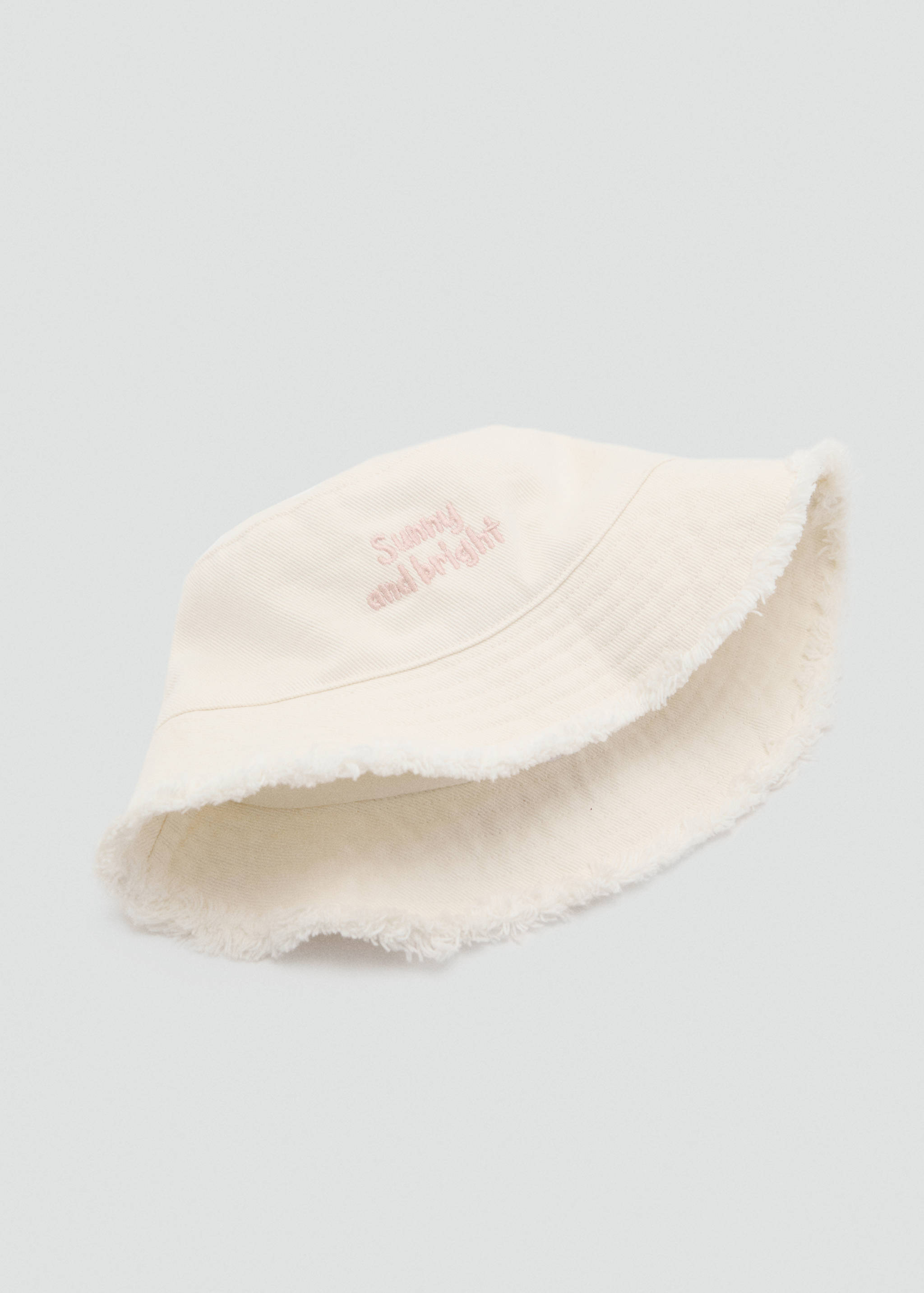 Bucket hat with embroidered message - Details of the article 1