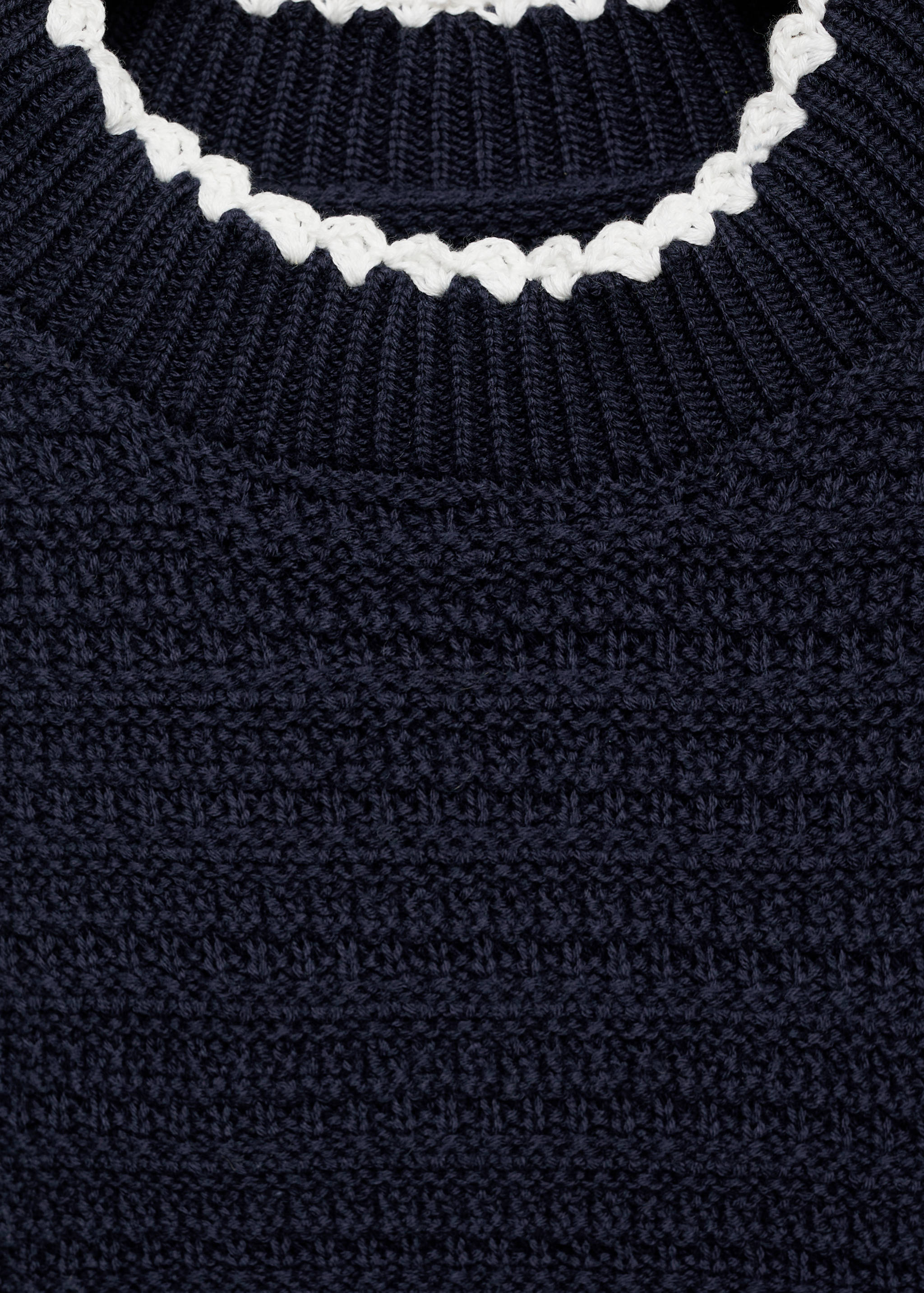 Strickkleid mit Kontrastborten - Detail des Artikels 8