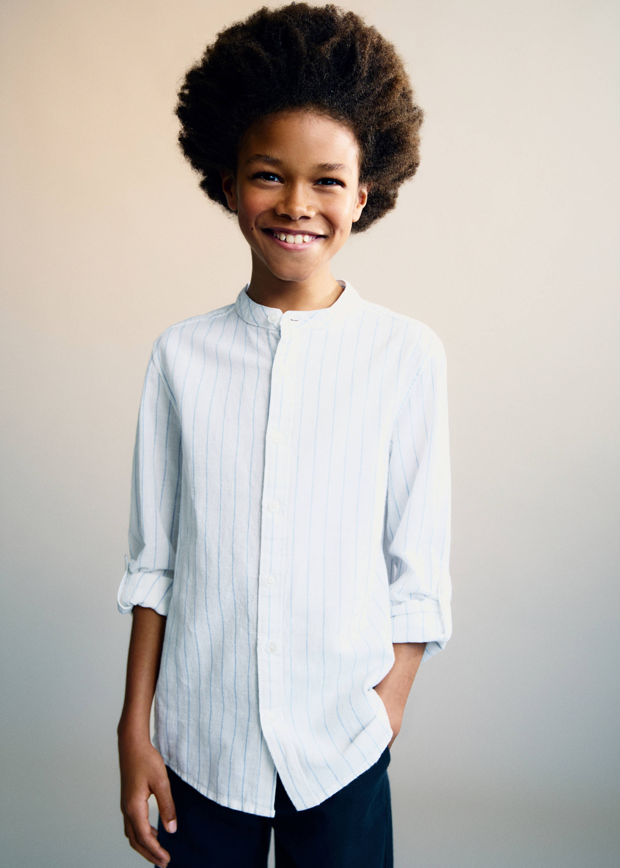 Streifenhemd mit Mao-Kragen - Mittlere Ansicht