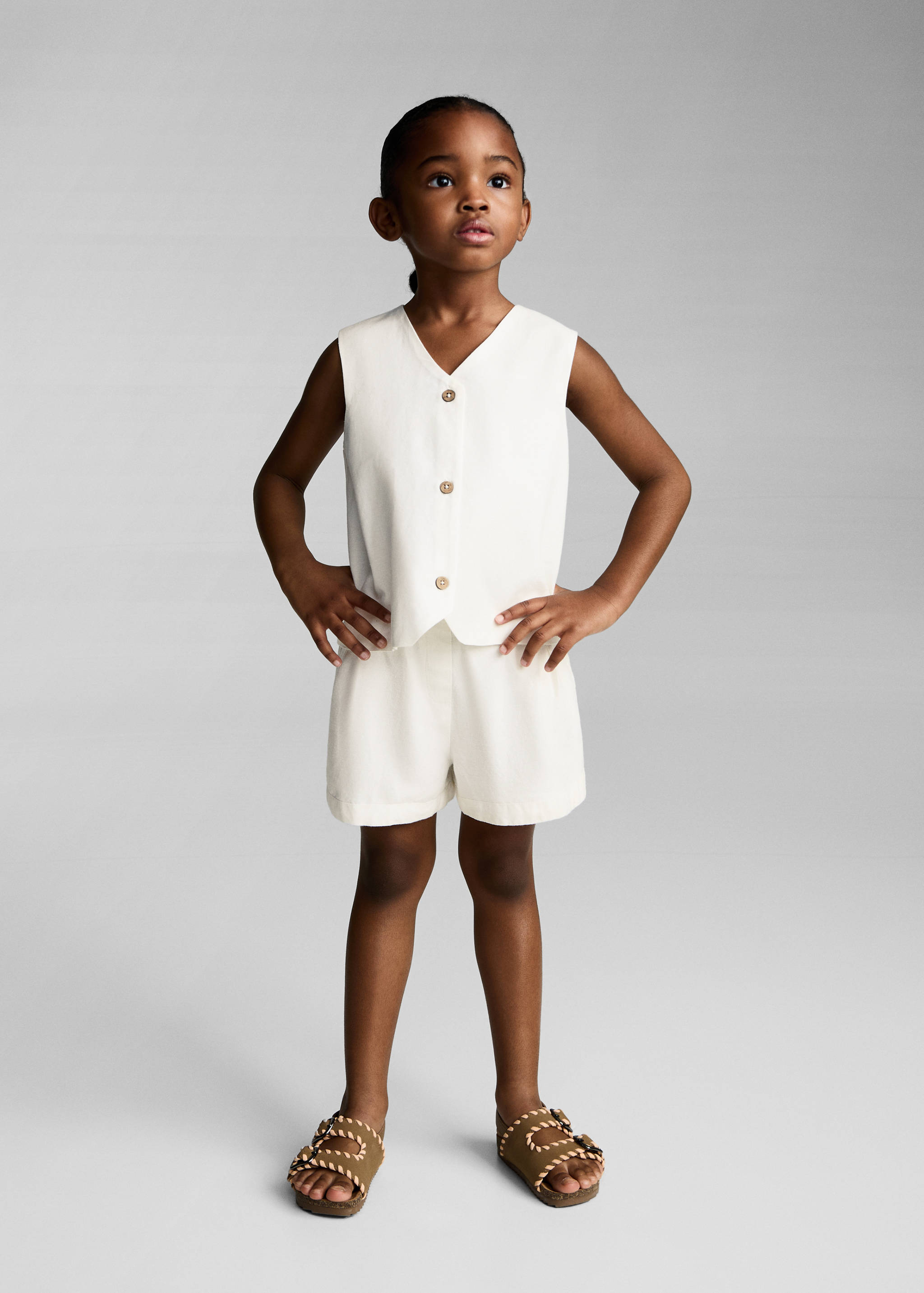 Geknöpfte Leinenweste - Allgemeine Ansicht