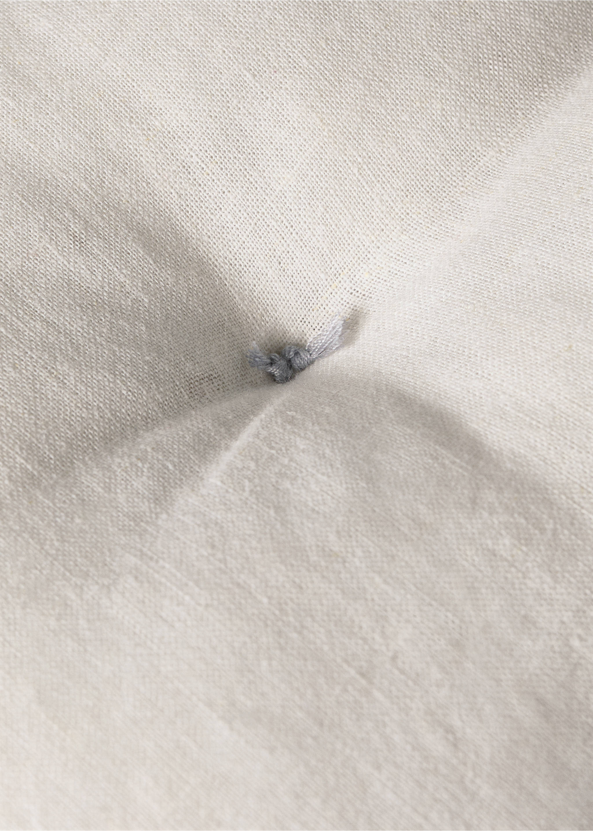Dětský polštář z lněné bavlny s ozdobným prošitím 30x20 cm - Detail zboží 2, Šedobílá. Ref: 87095985-00.
