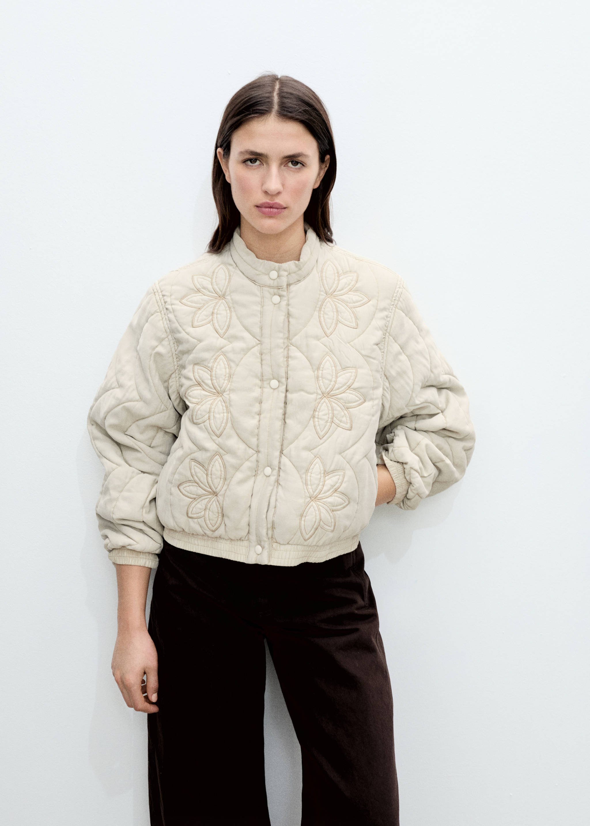 Floral-embroidered padded jacket - Medium plane