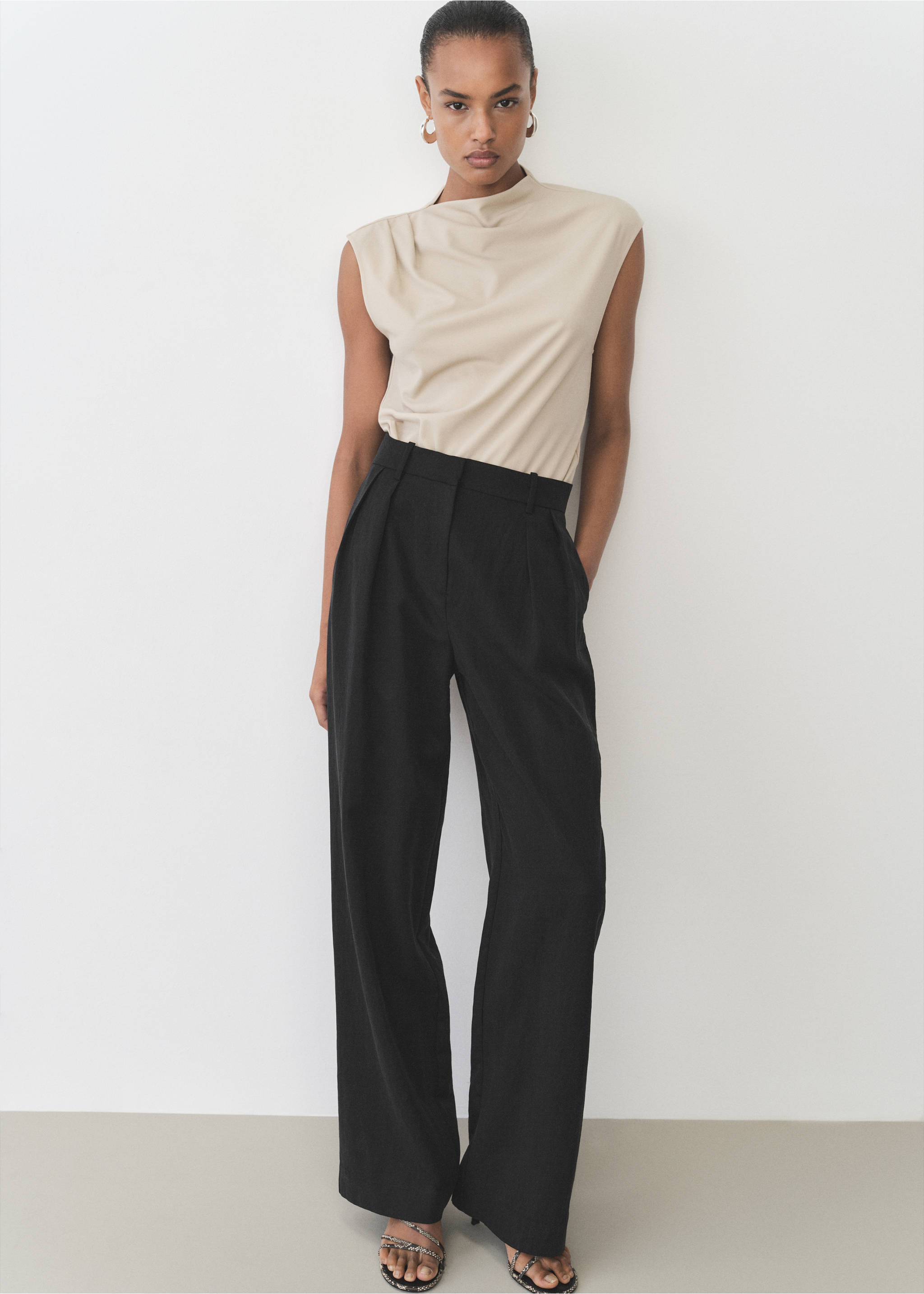 Pantalon droit costume lyocell - Détail de l'article 2, Noir. Ref: 87096345-00.