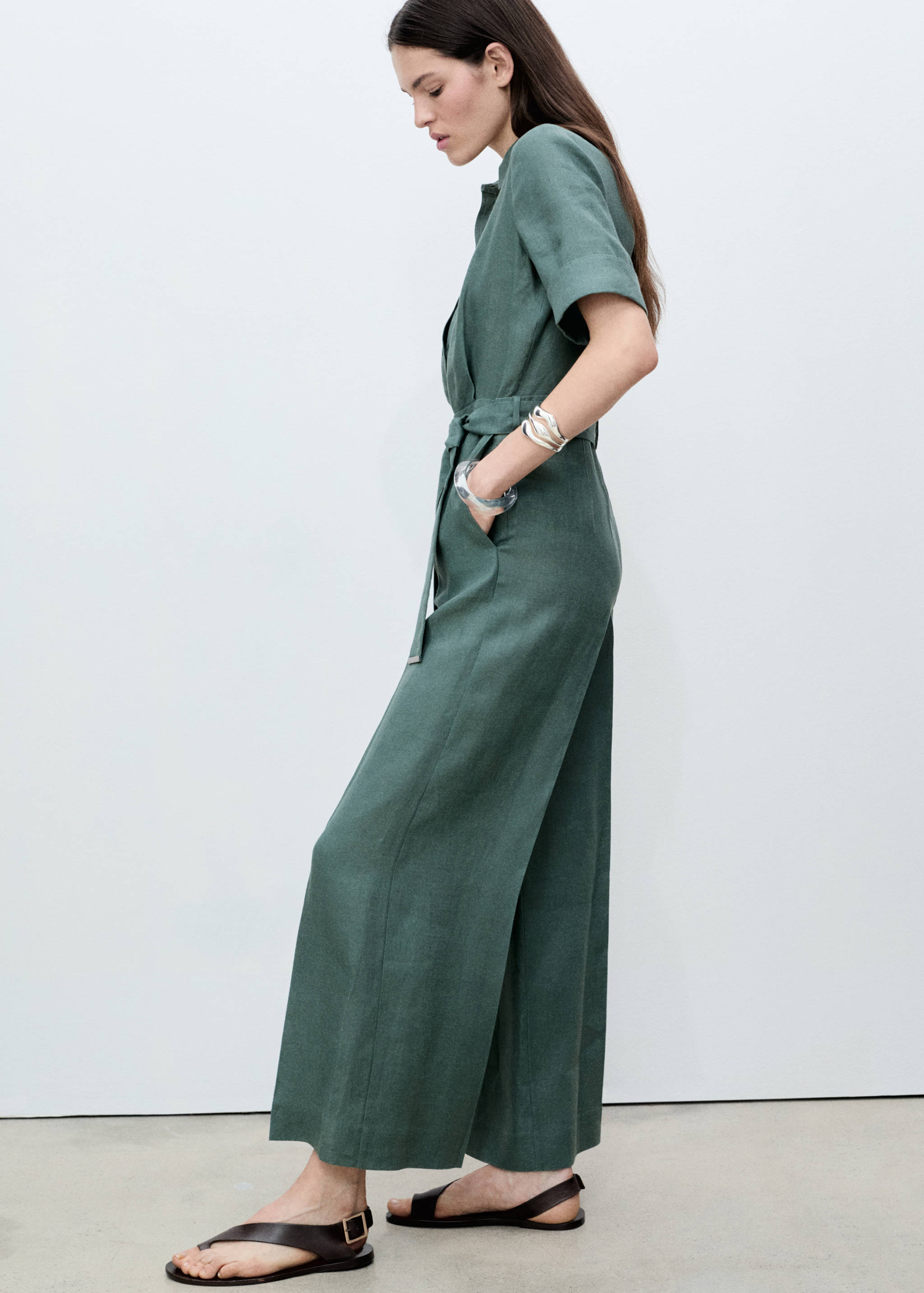 Linen shirt jumpsuit - Details of the article 2