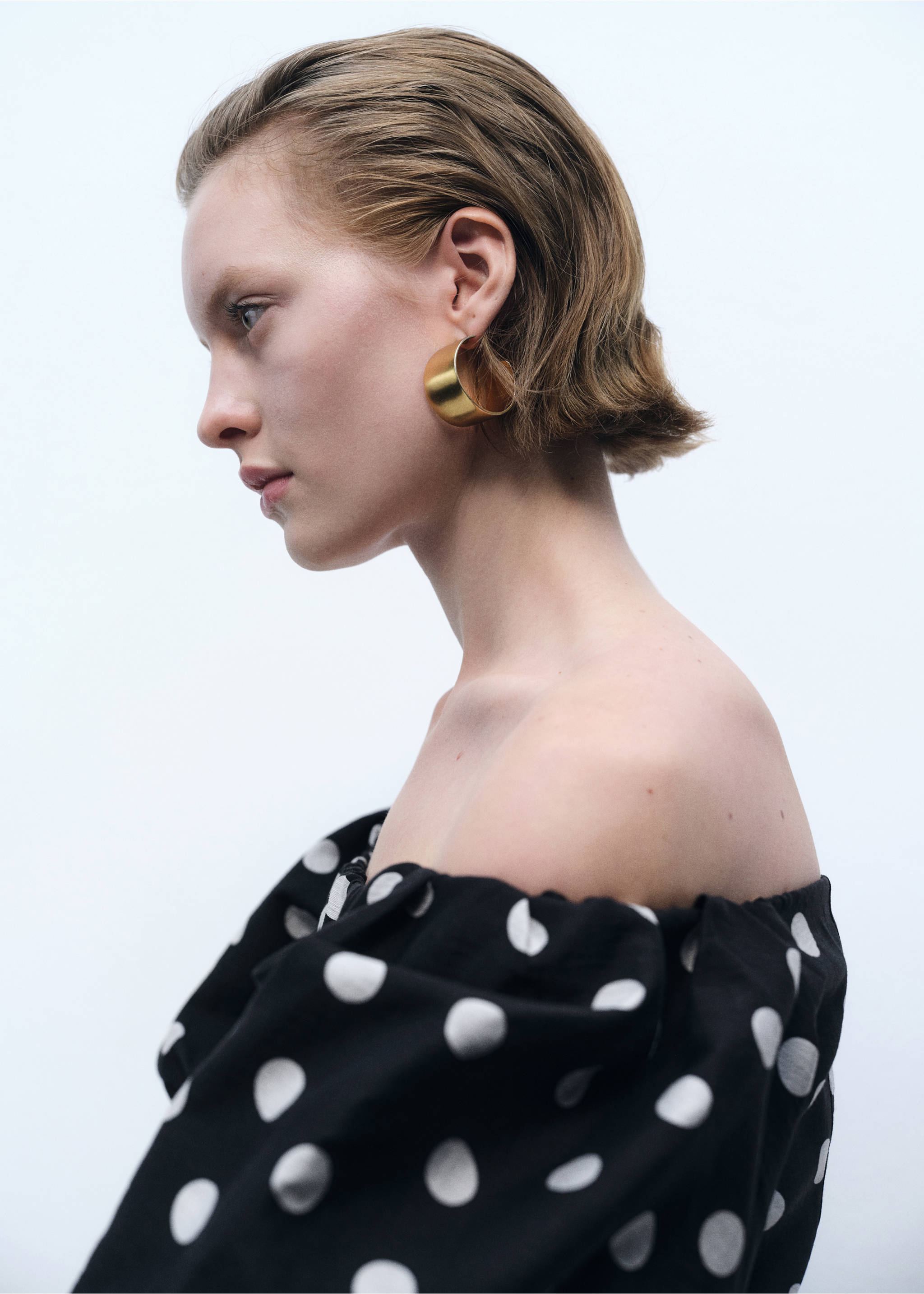 Vestido topos palabra de honor - Detalle del artículo 1, Negro. Ref: 87096351-00.