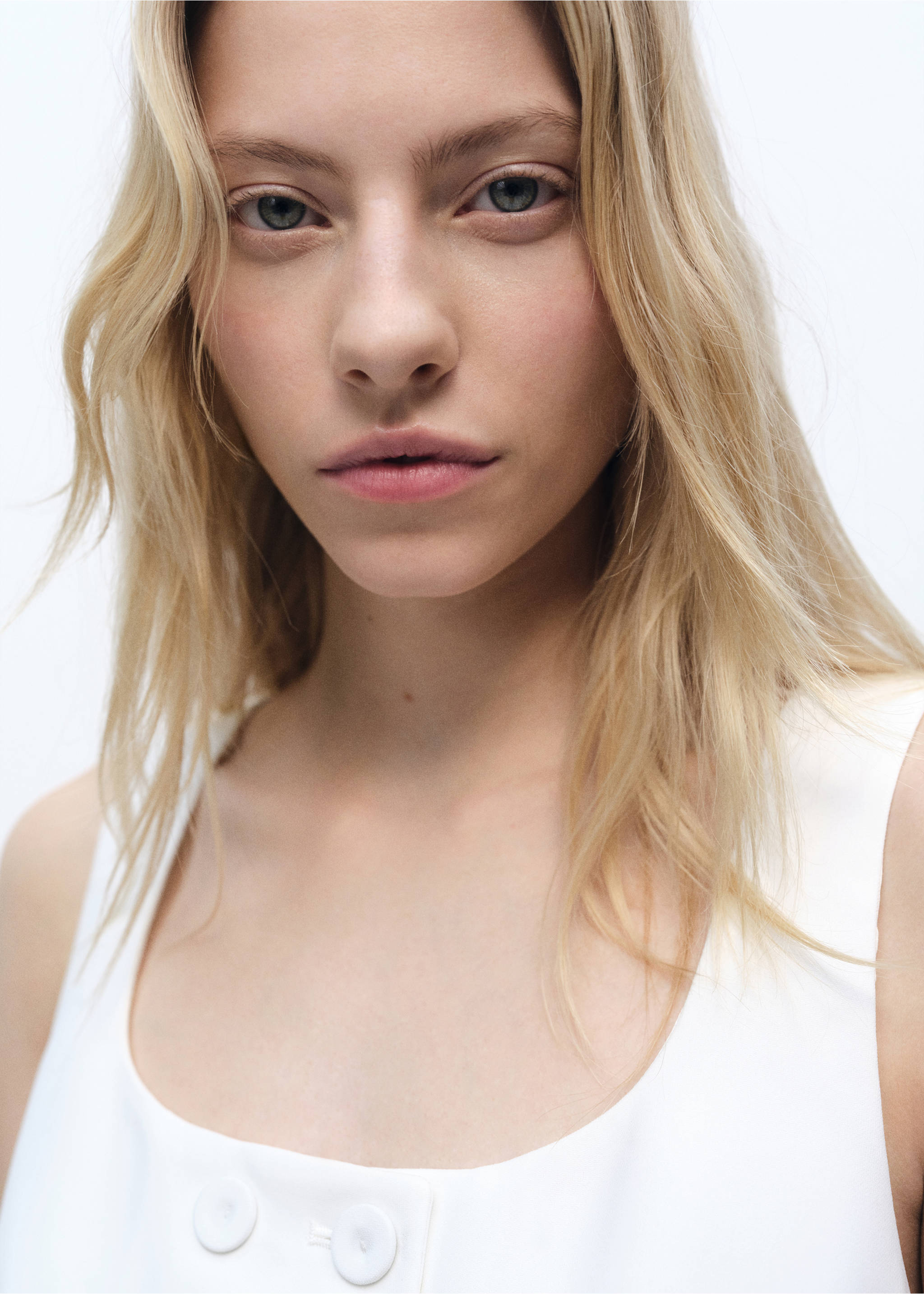 Gilet de costume double boutonnage - Détail de l'article 1, Blanc cassé. Ref: 87096353-00.