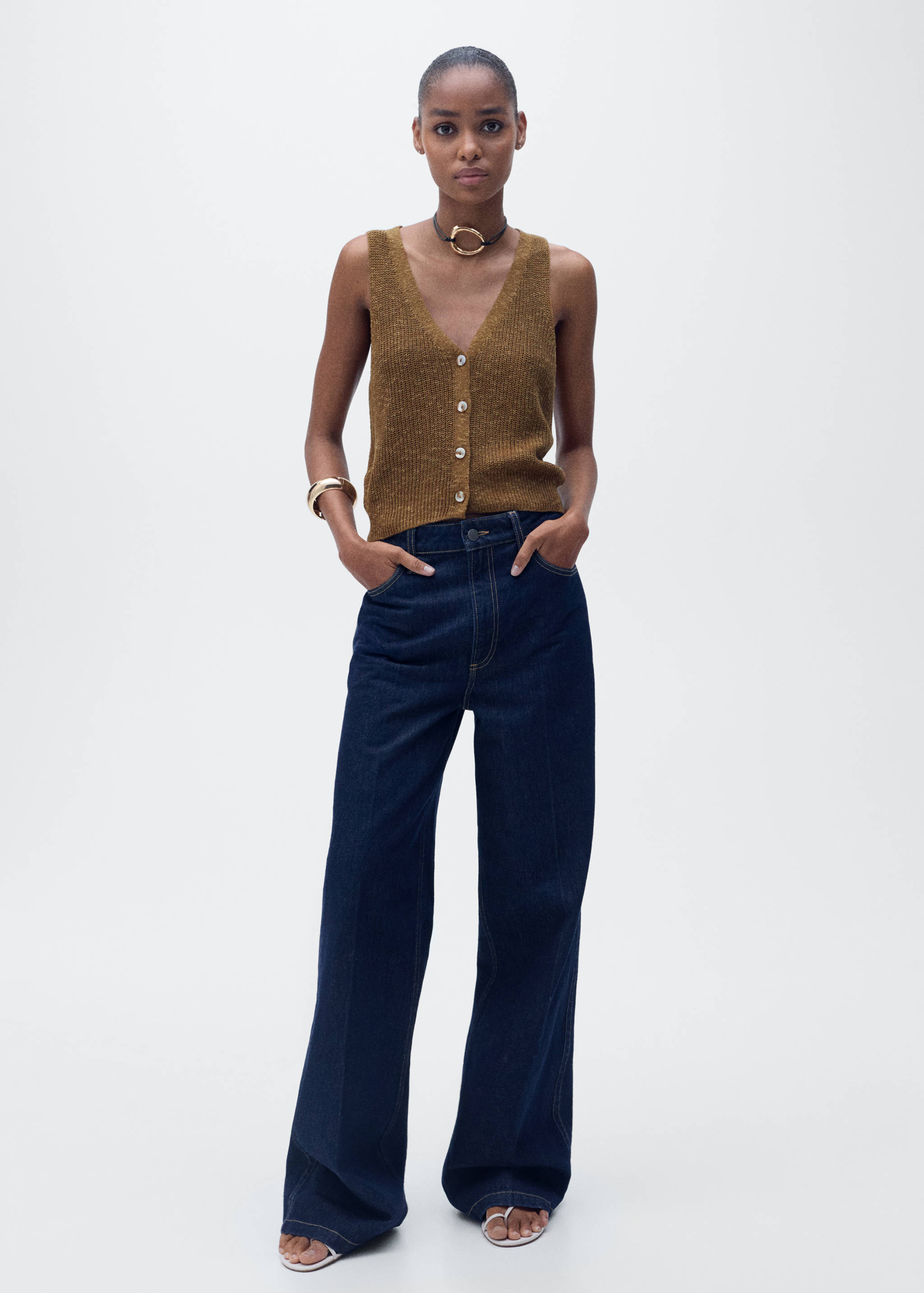 Grofgebreid gilet met knopen - Overzichtstekening