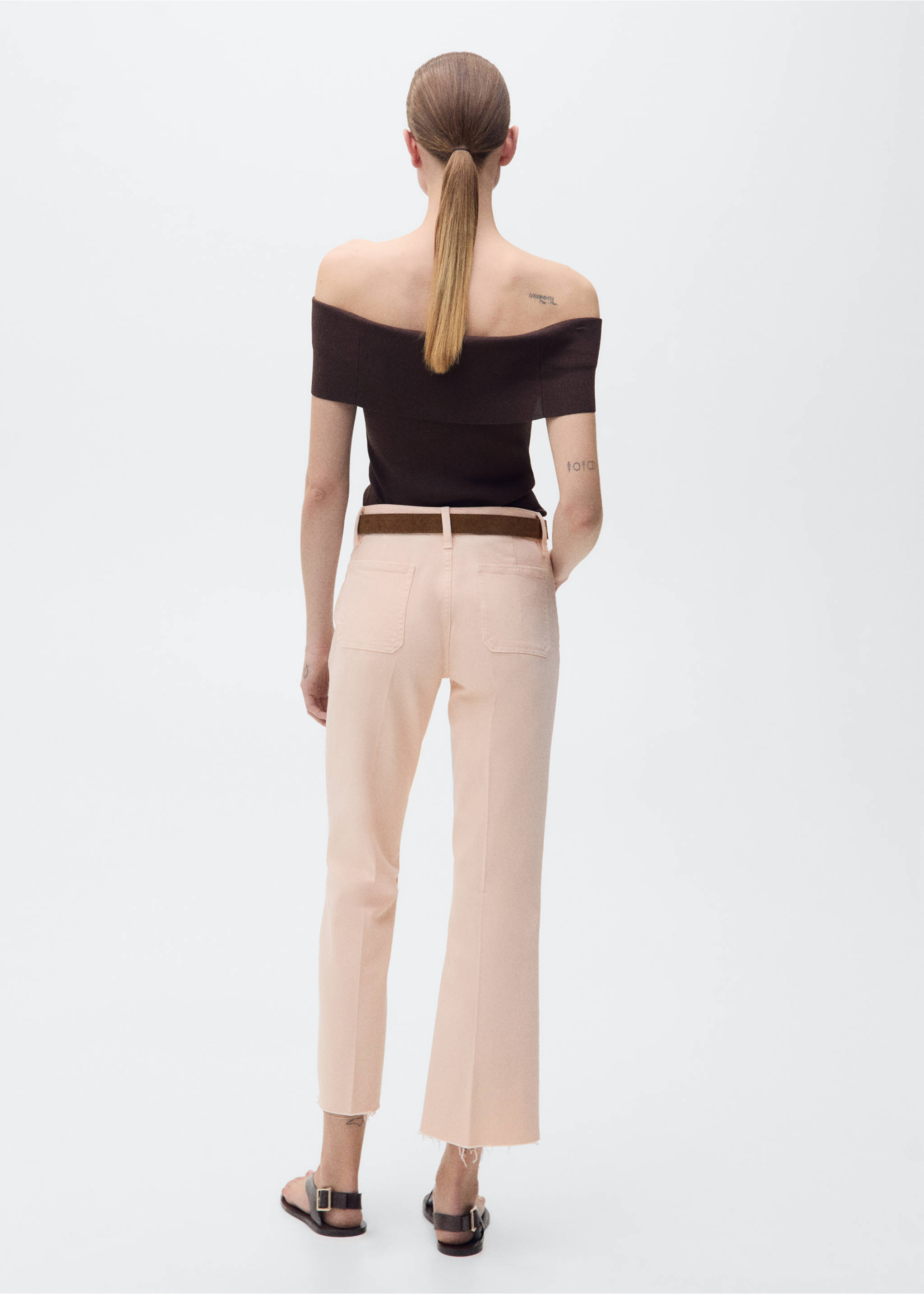 Flared-Jeans mit Taschen in Cropped-Länge - Rückseite des Artikels, Rosa. Ref: 87097168-00.