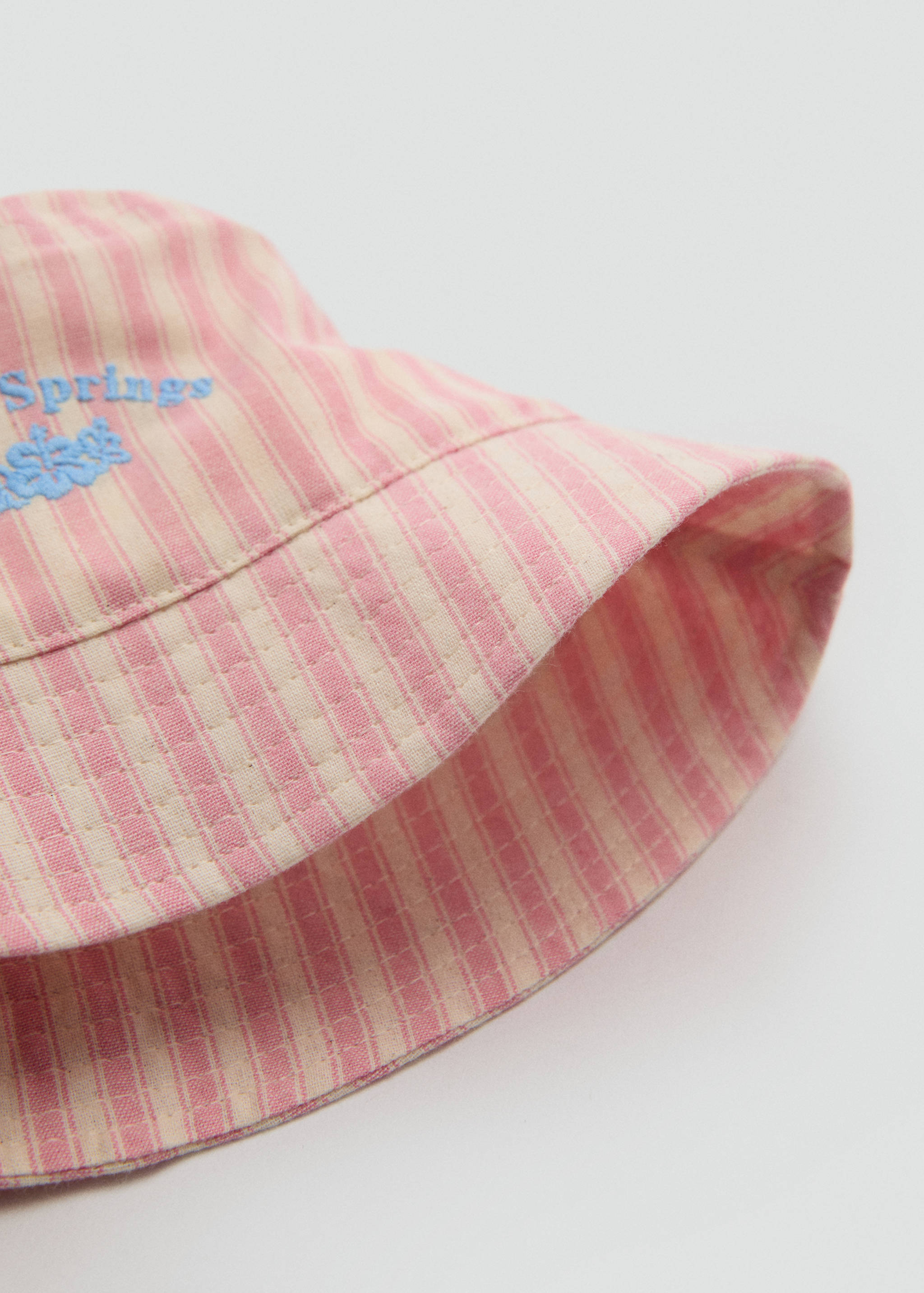 Striped bucket hat - Details of the article 1