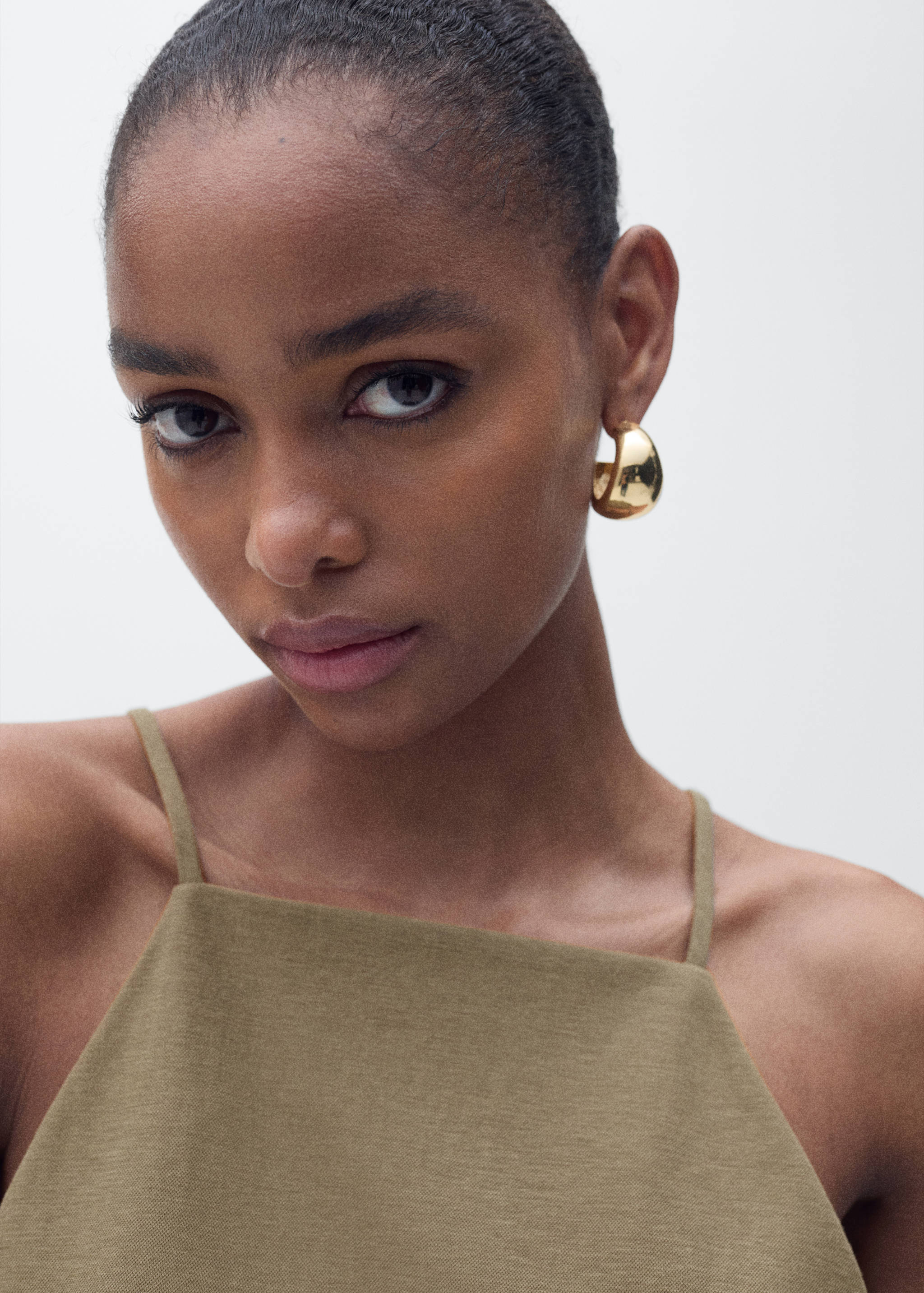 Cotton halter-neck top - Details of the article 1