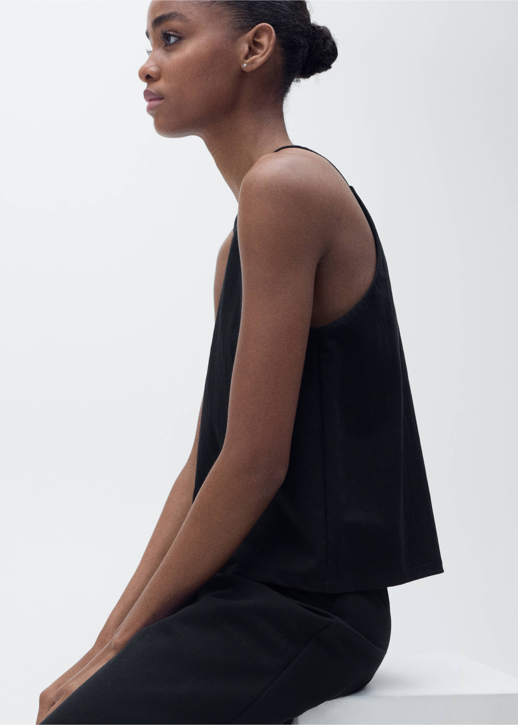 Cotton halter-neck top - Details of the article 1, Black. Ref: 87097177-00.