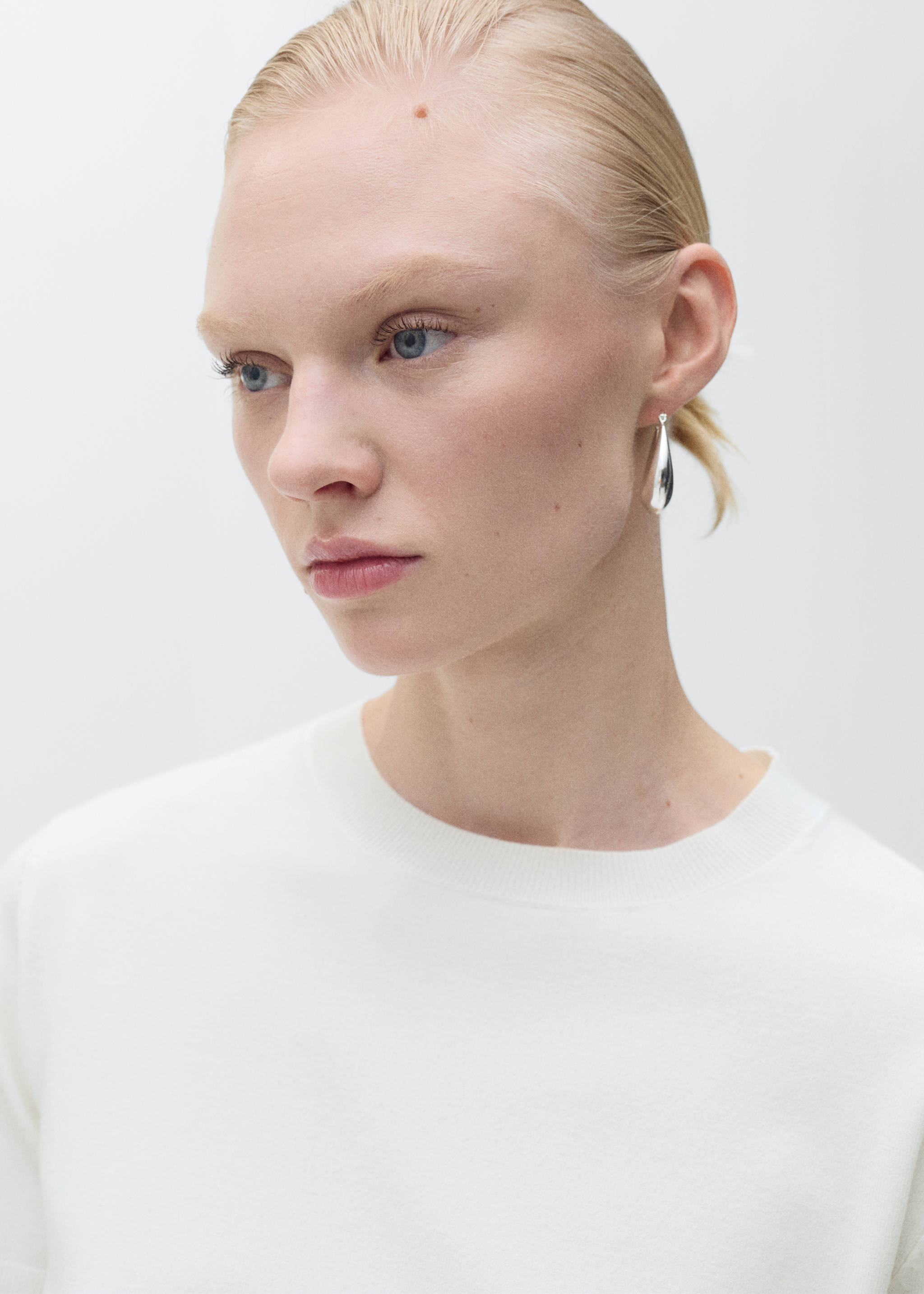 Kurzärmliger Feinstrickpullover - Detail des Artikels 1