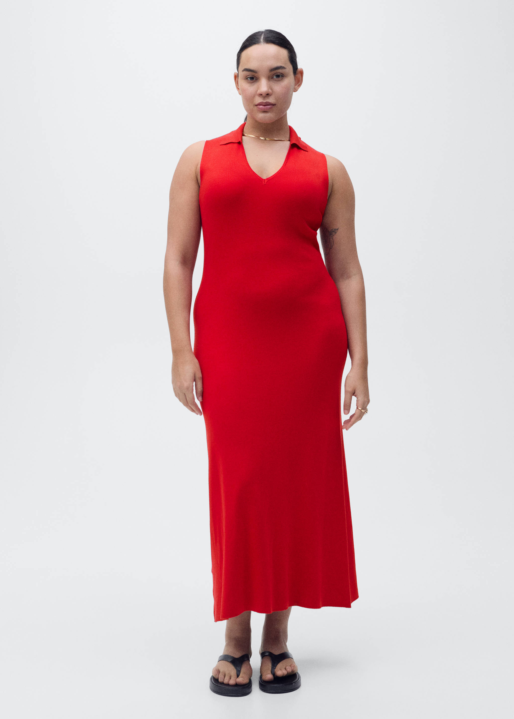 Knitted midi-dress with lapels - Details of the article 3