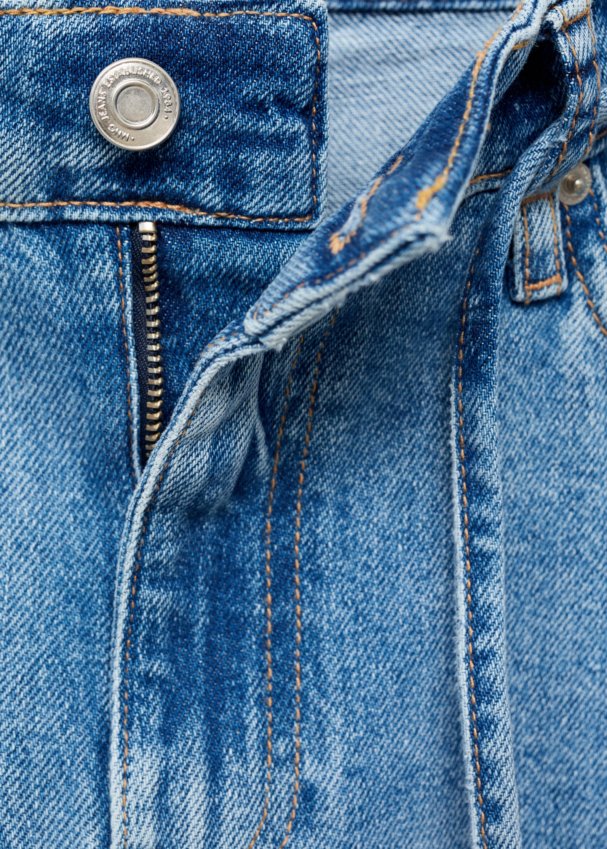 Jeans mit weitem Bein, niedriger Taille und Gürtel - Detail des Artikels 8