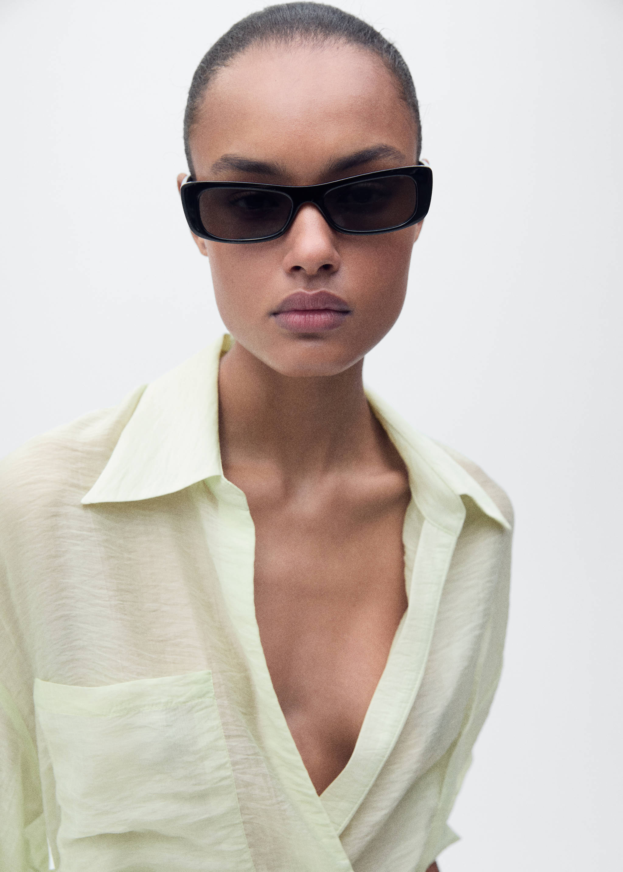 Lyocell wrap shirt with bow closure - Details of the article 1