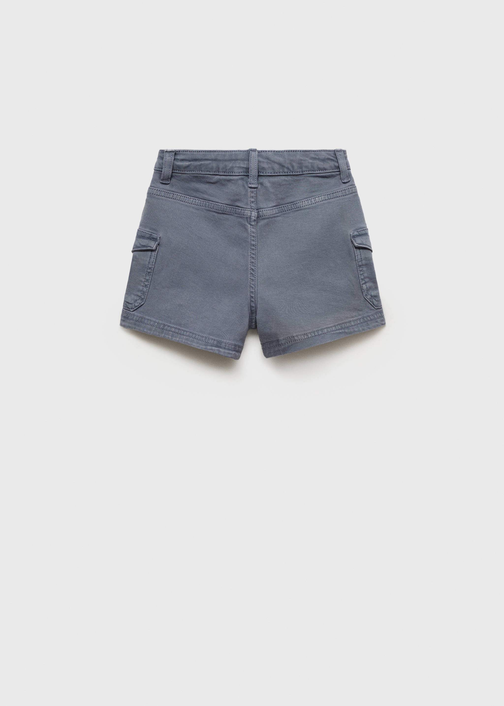 Cargo shorts - Reverse of the article