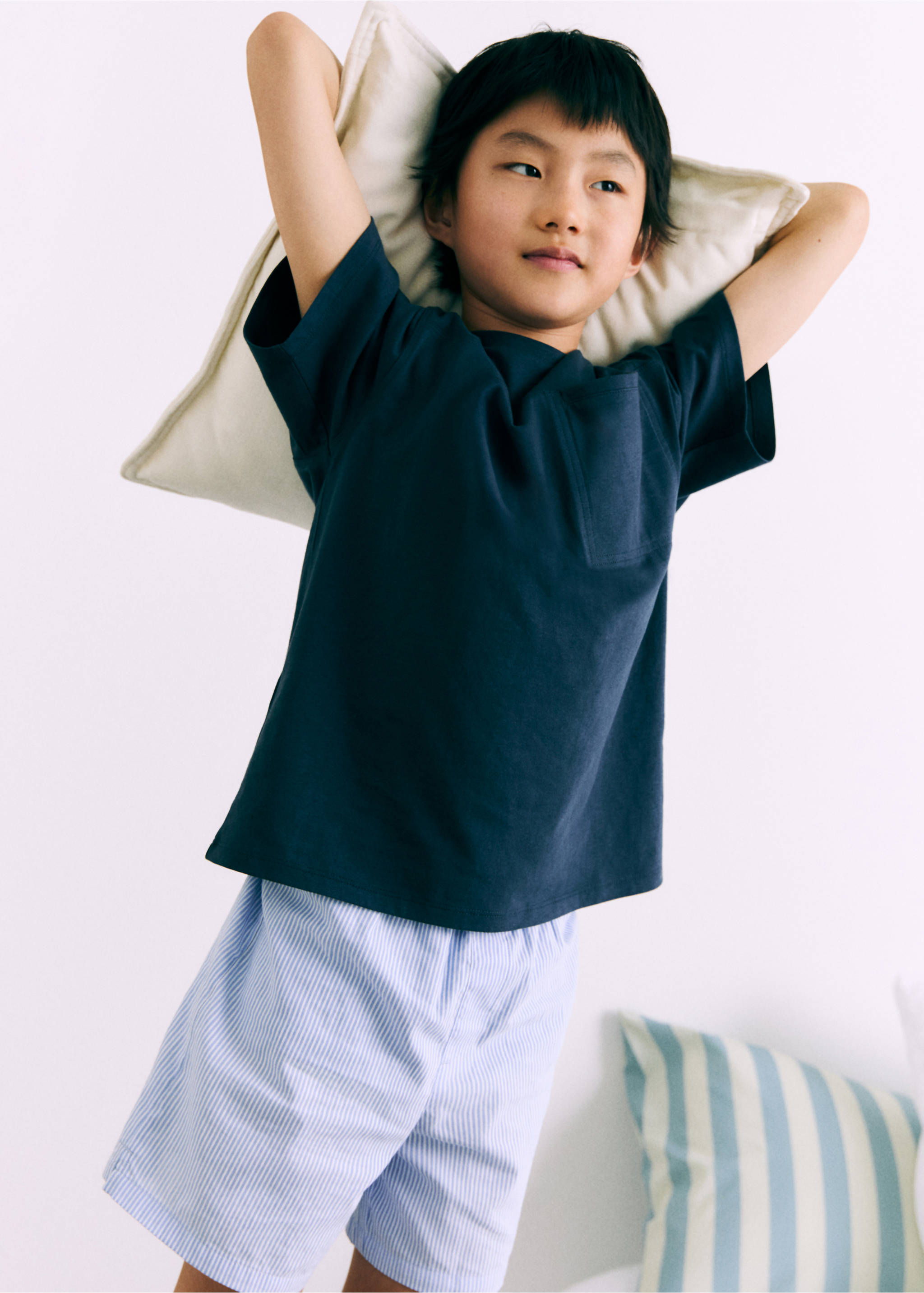 Striped short pyjamas - Details of the article 5, Navy. Ref: 87097688-00.