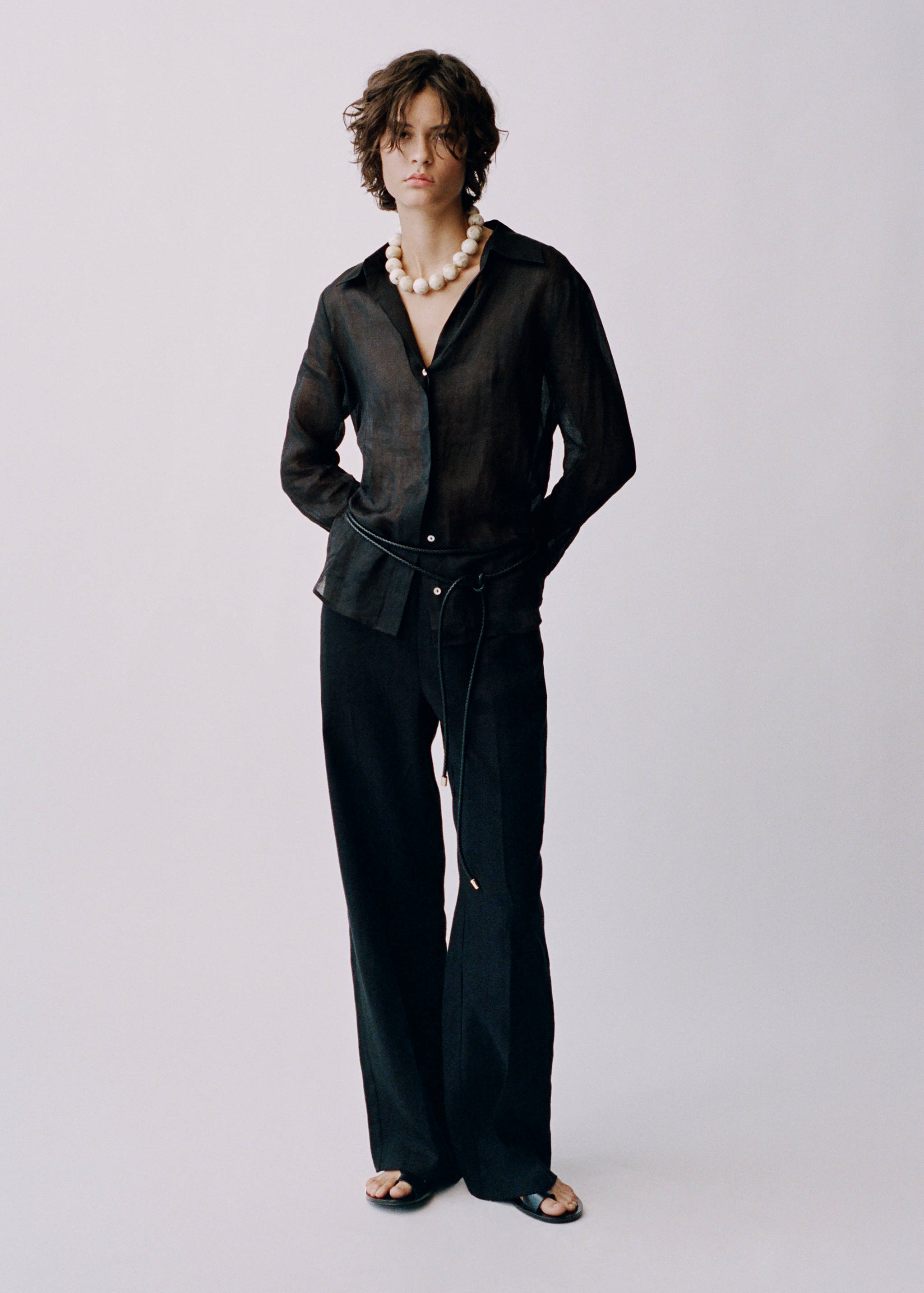 Straight-fit linen trousers with bow - Details of the article 6