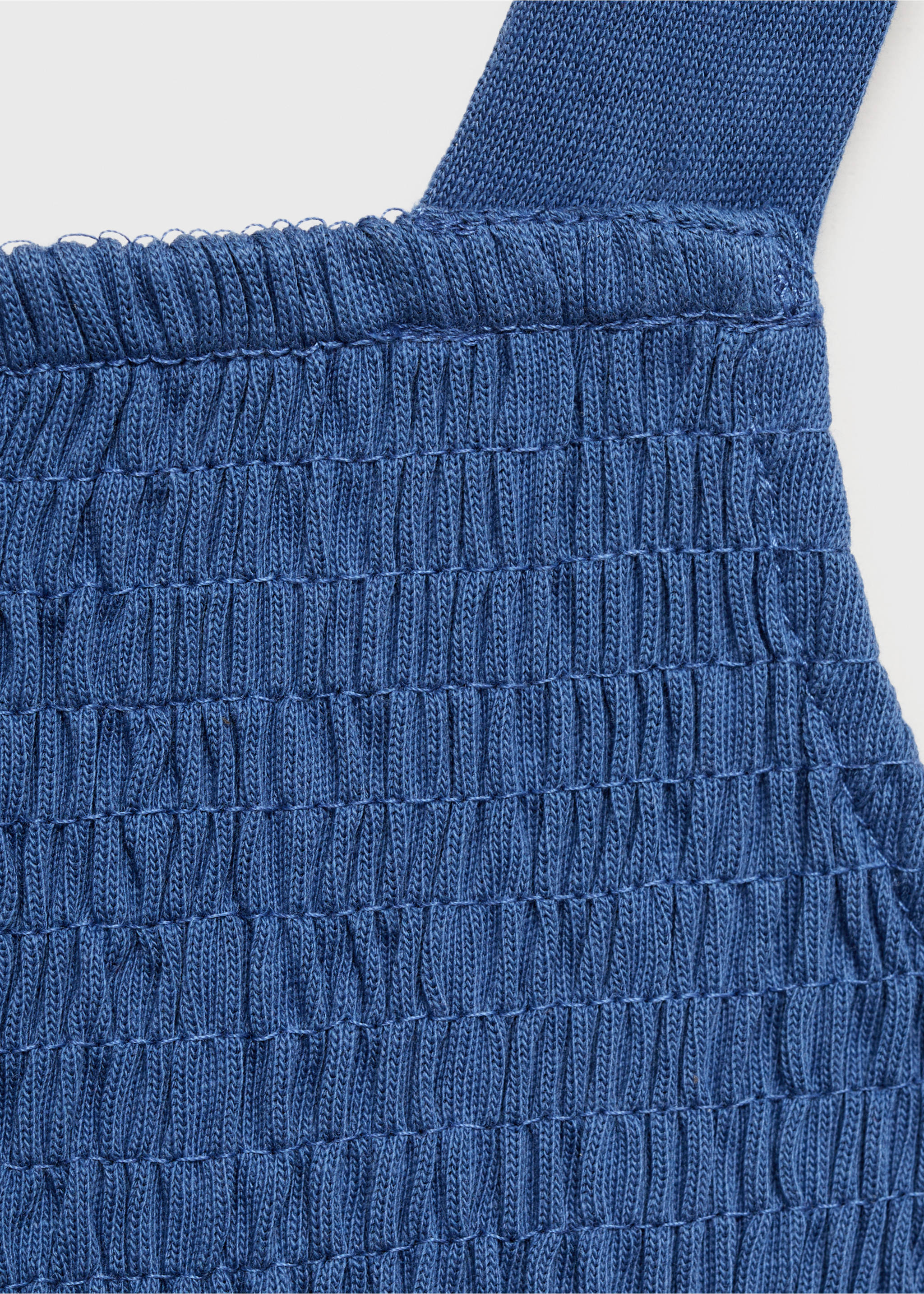 Baumwollkleid mit gesmokten Details - Detail des Artikels 8, Indigoblau. Ref: 87097696-00.