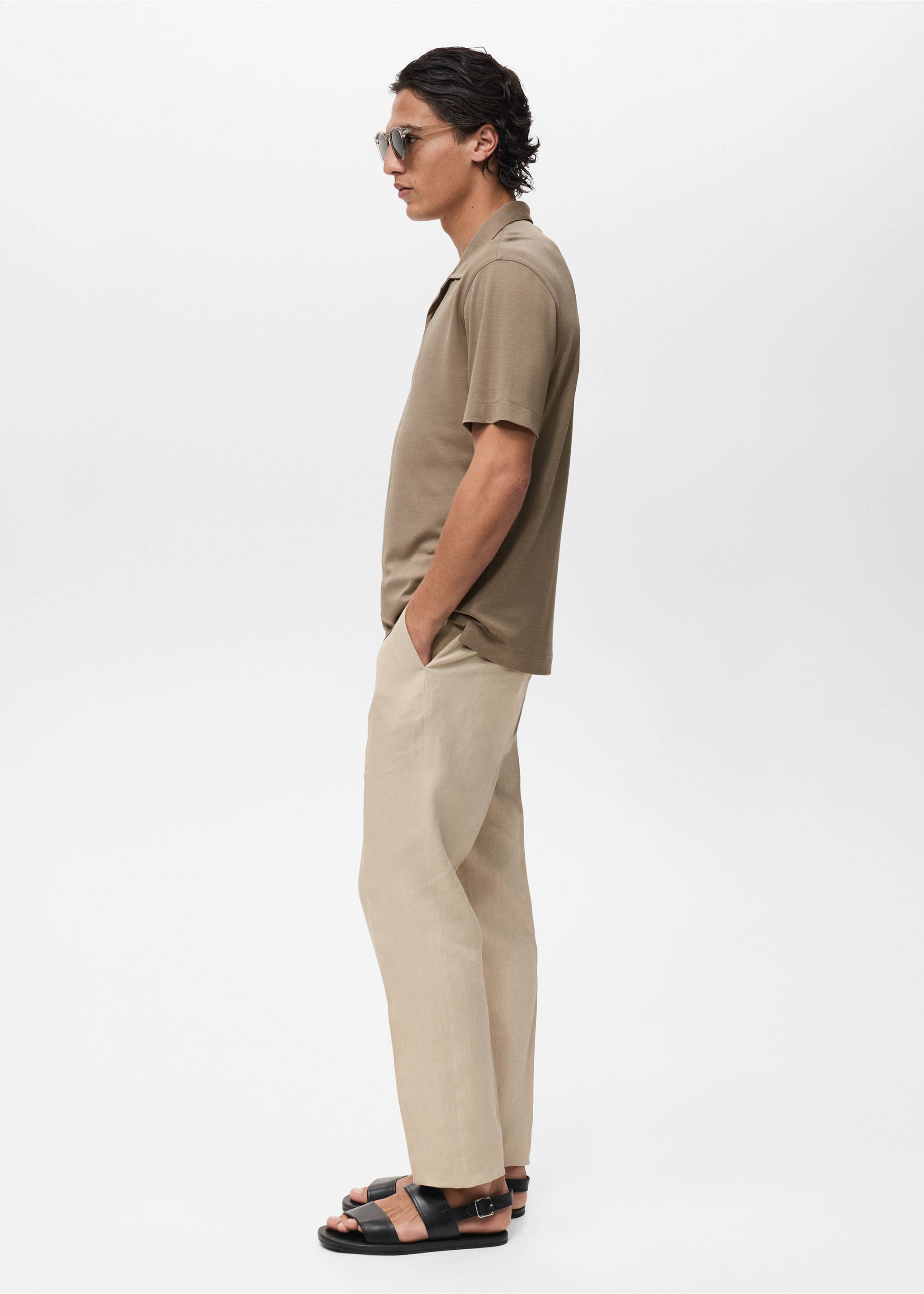 Lyocell polo shirt with bowling collar - Details of the article 2, Mink Grey. Ref: 87097907-00.