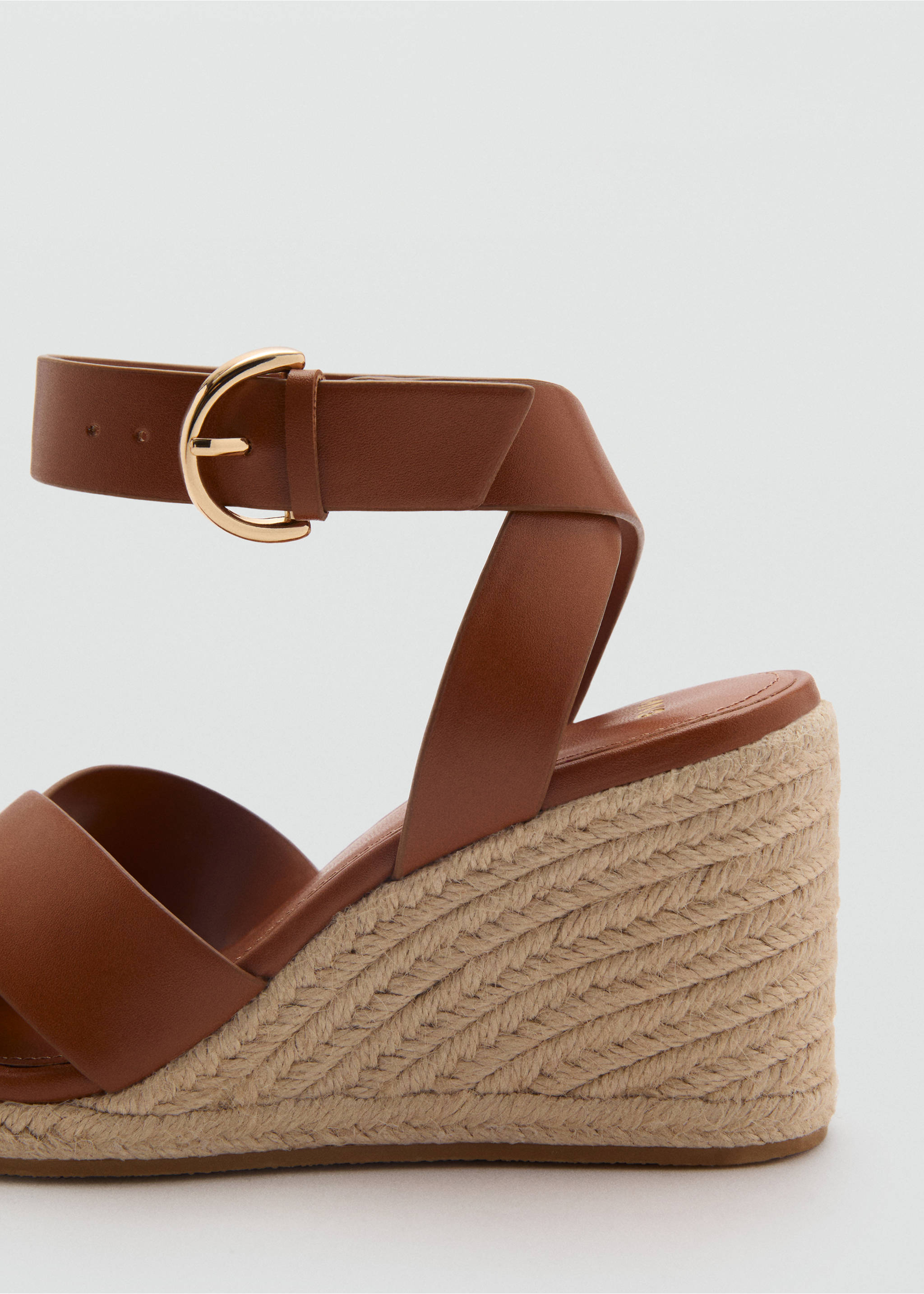 Wedge sandals with crisscross straps - Details of the article 1, Leather. Ref: 87098258-00.