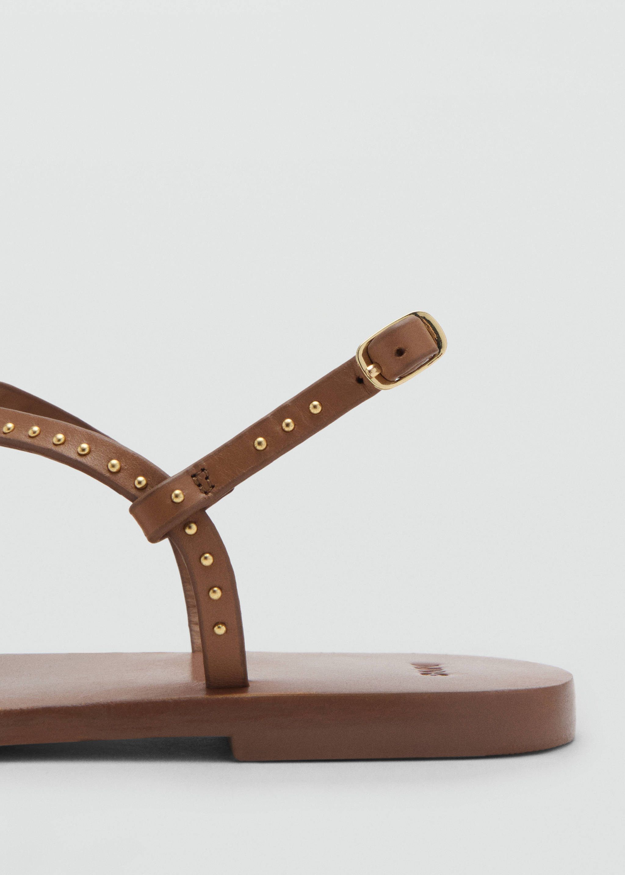 Ledersandale mit Mini-Nieten - Detail des Artikels 2