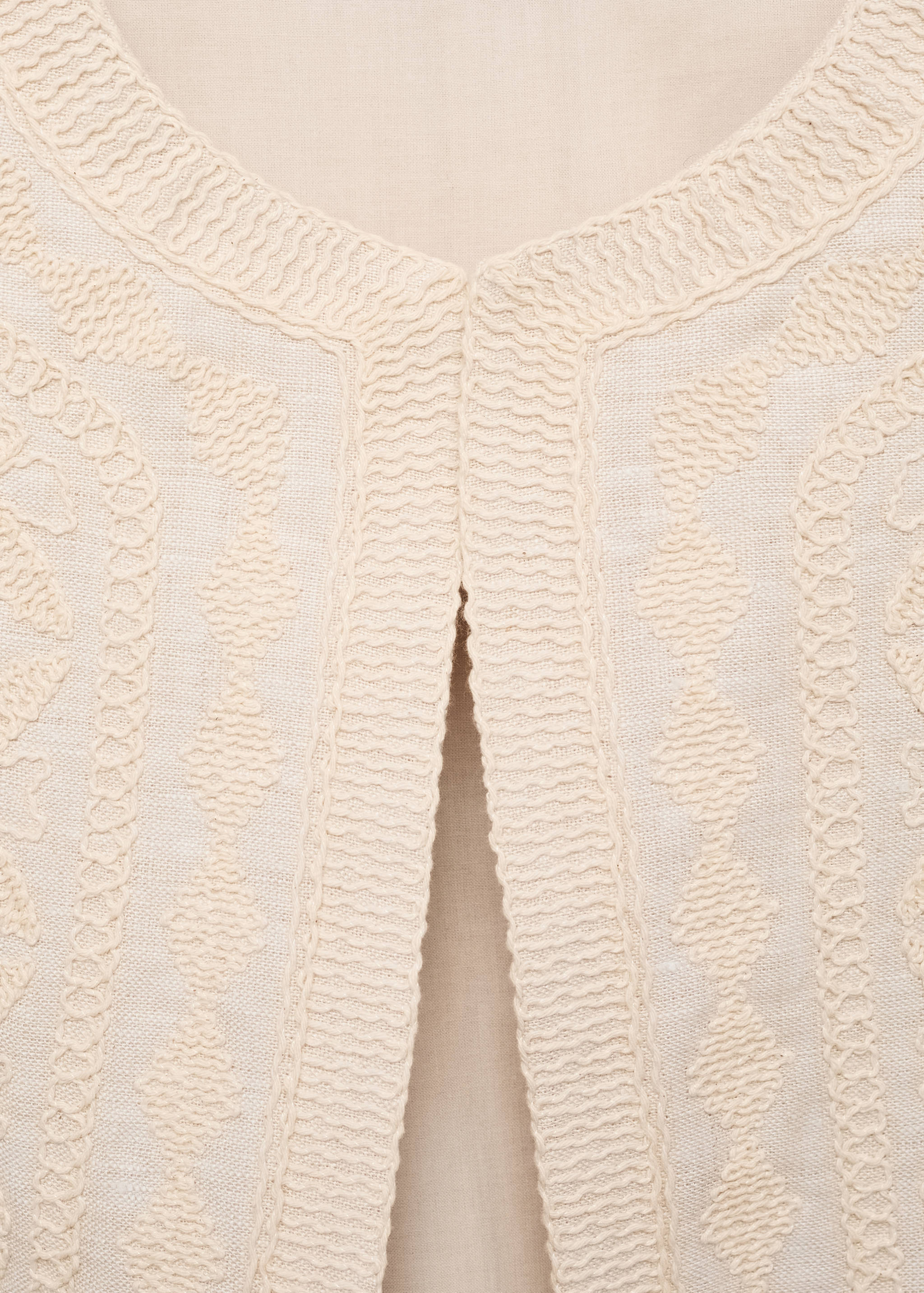 Embroidered linen waistcoat - Details of the article 8