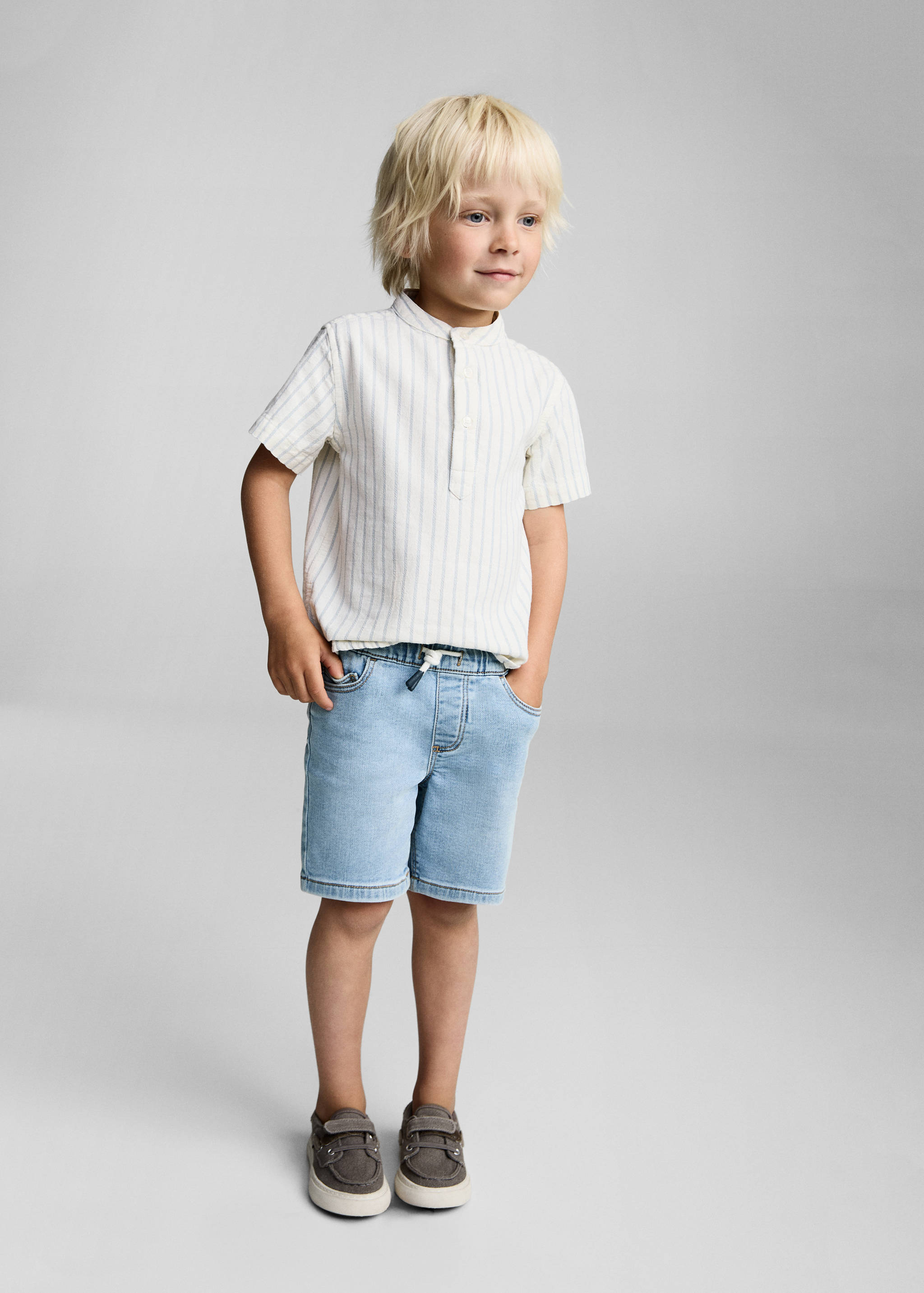Cargo-Bermudashorts aus Denim - Allgemeine Ansicht