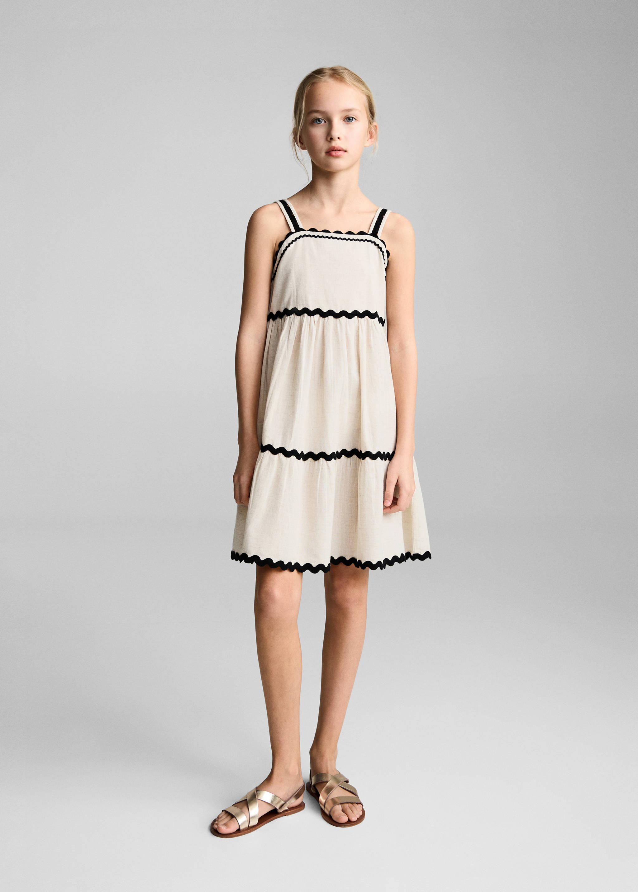 Linen dress with wave design - General plane