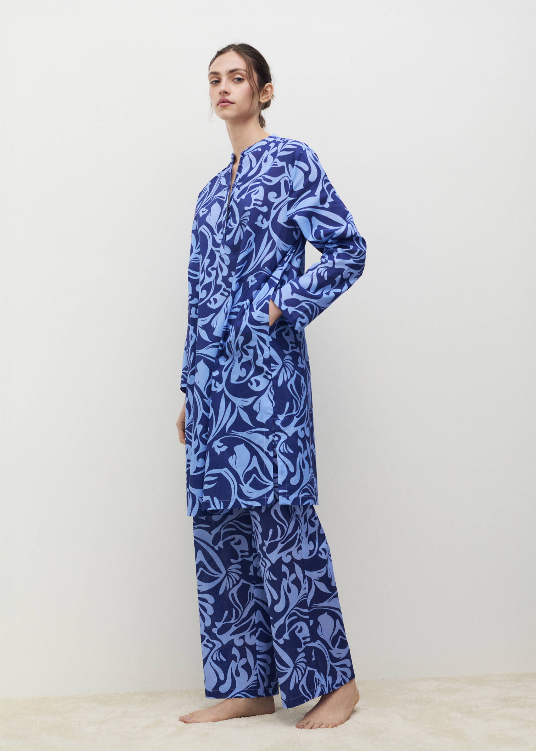 Two-tone printed cotton caftan - General plane