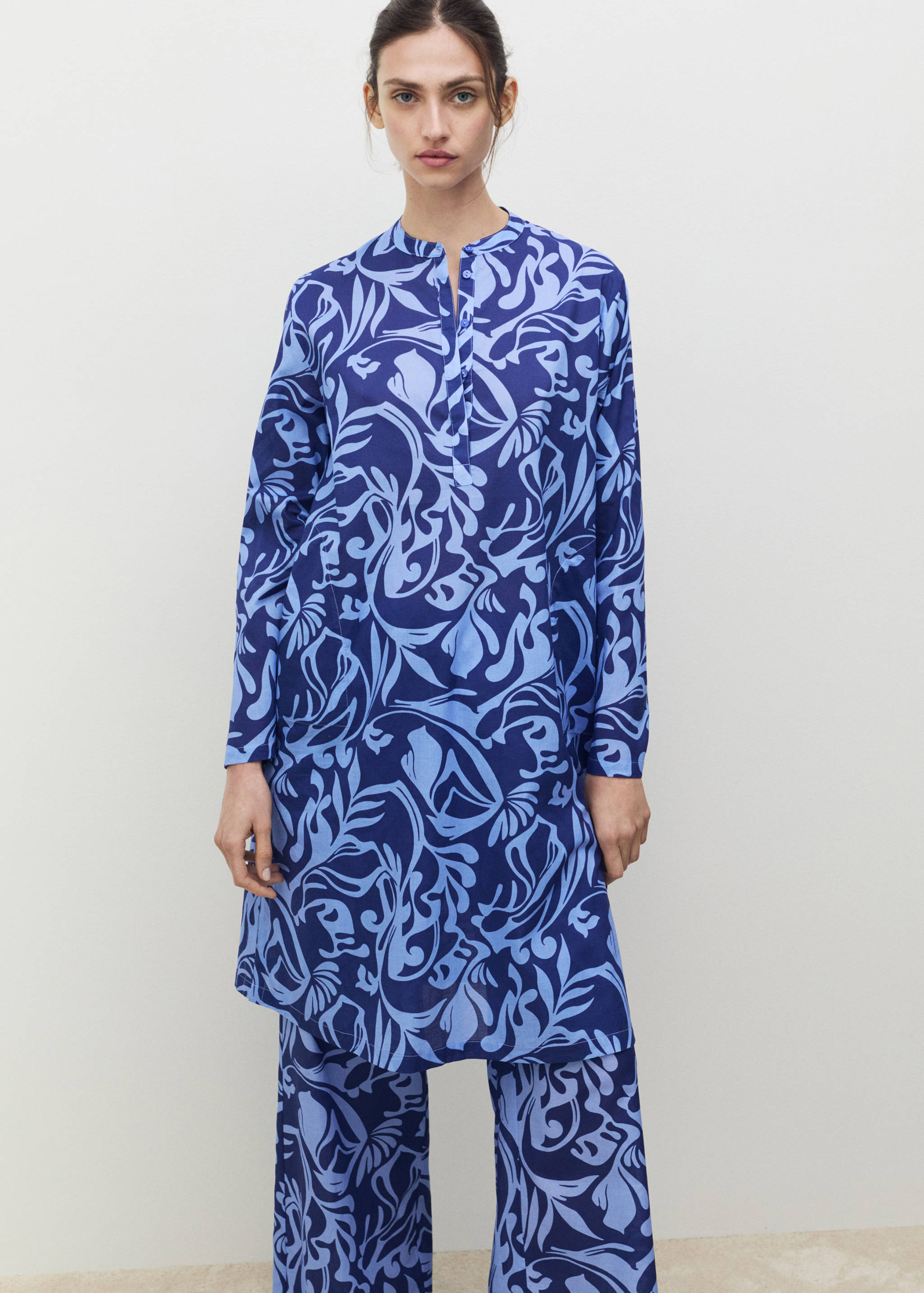 Two-tone printed cotton caftan - Medium plane