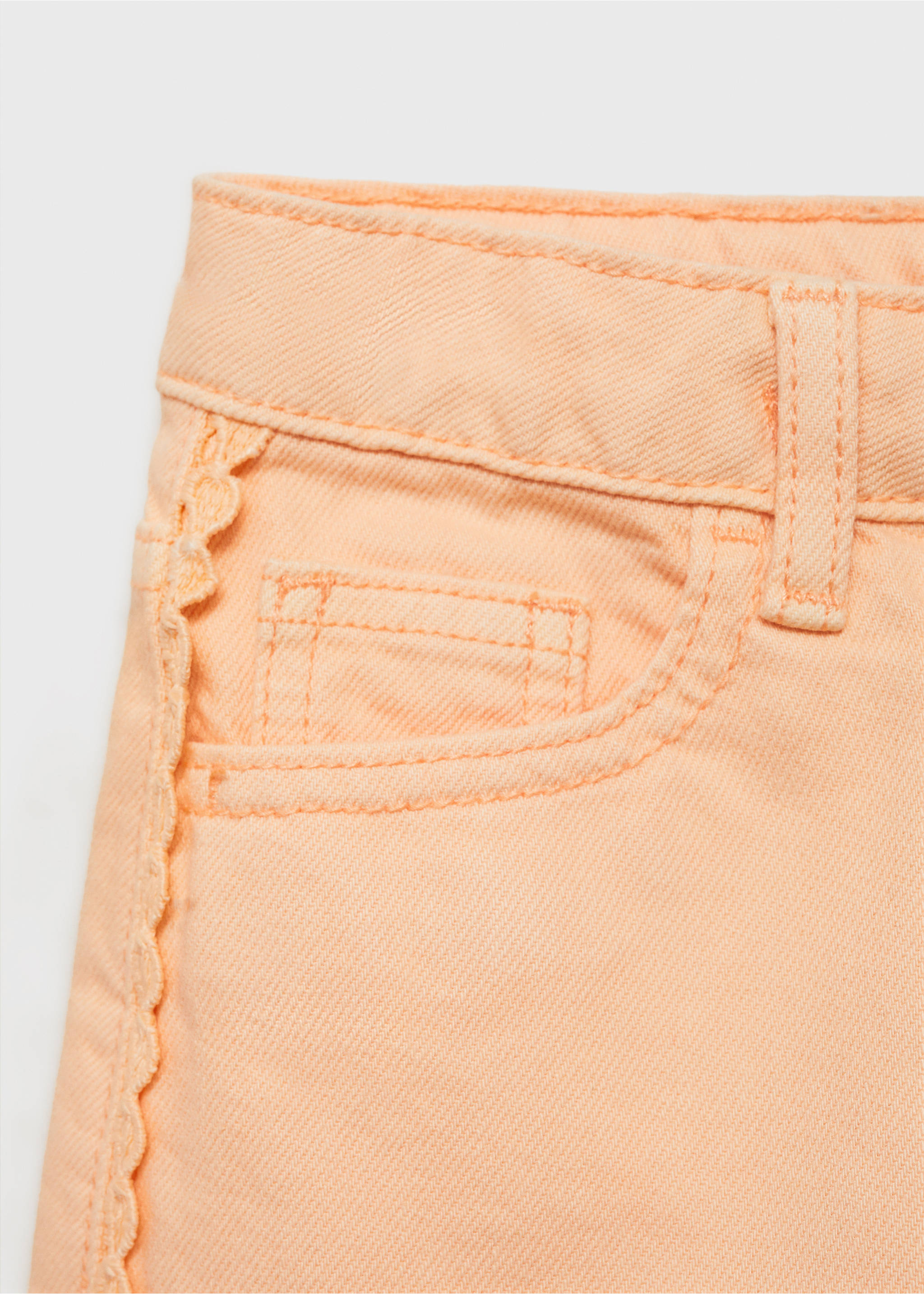 Jeansshorts mit seitlichem Detail - Detail des Artikels 0, Mandarine. Ref: 87098272-00.
