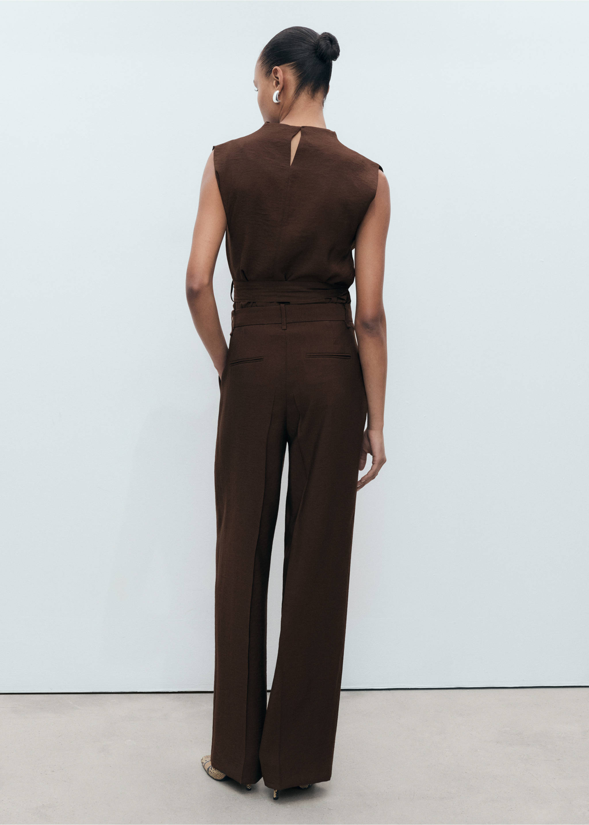 Wide leg pleated pants - Reverse of the article, Chocolate. Ref: 87098273-00.