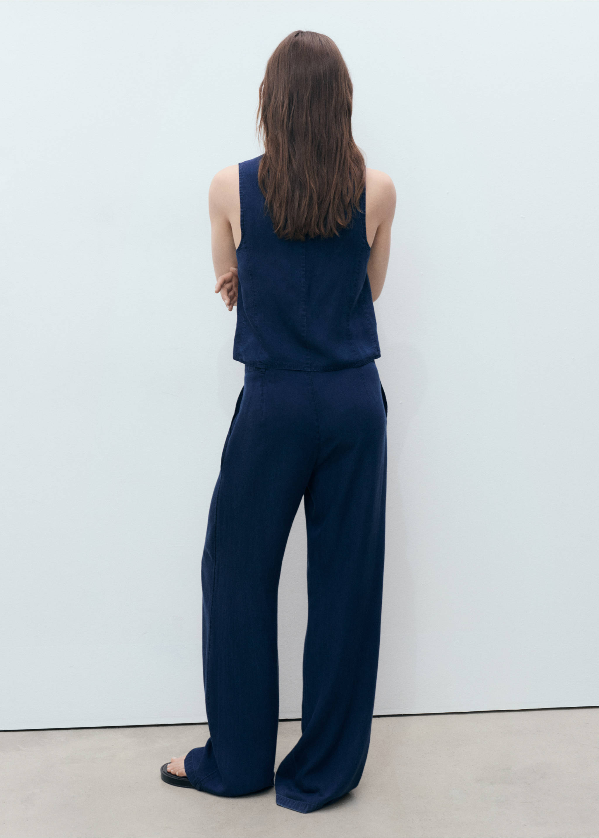 Denim-effect lyocell waistcoat - Reverse of the article, Dark Blue. Ref: 87098641-00.