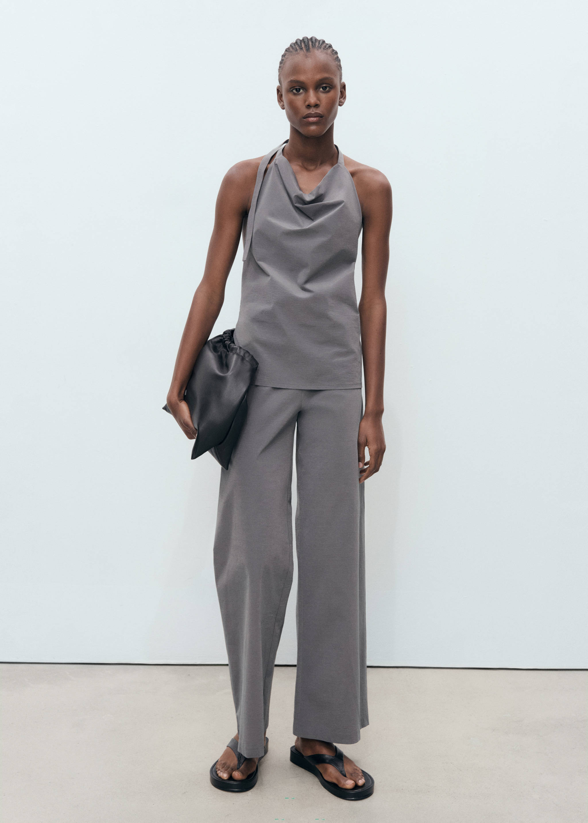 Open-back draped top - General plane