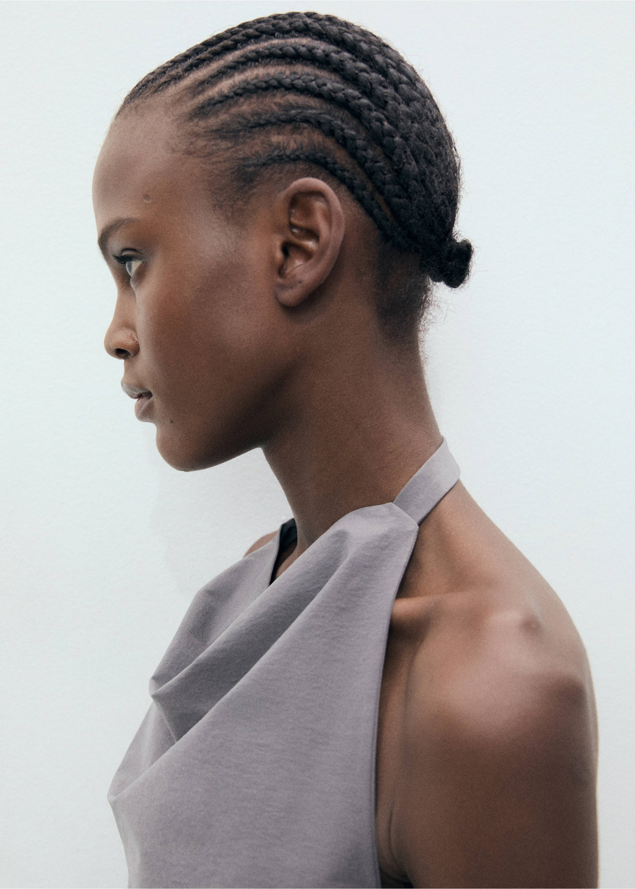 Open-back draped top - Details of the article 1, Grey. Ref: 87098644-00.