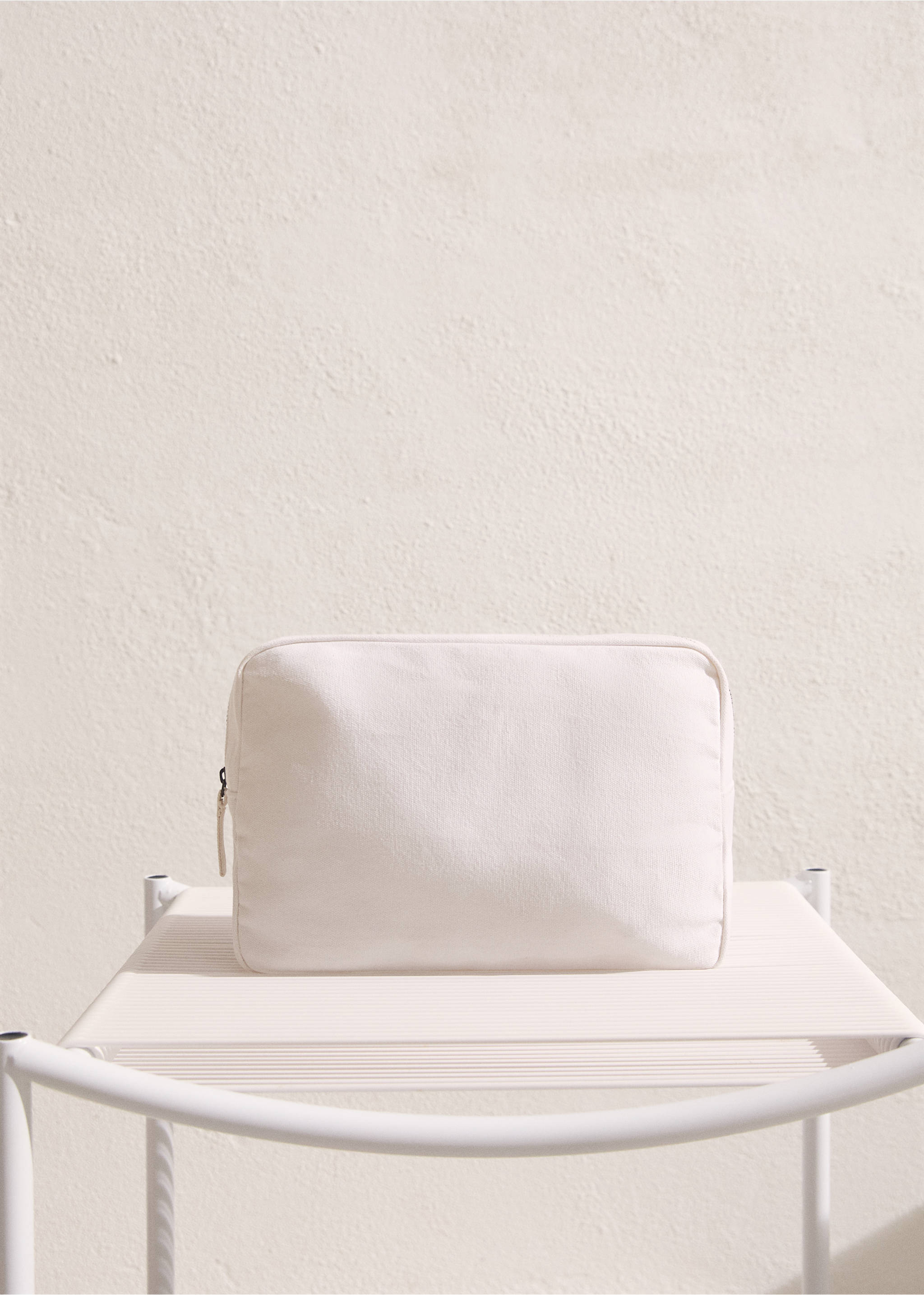 Plain cotton toiletry bag - General plane, Off White. Ref: 87098647-00.