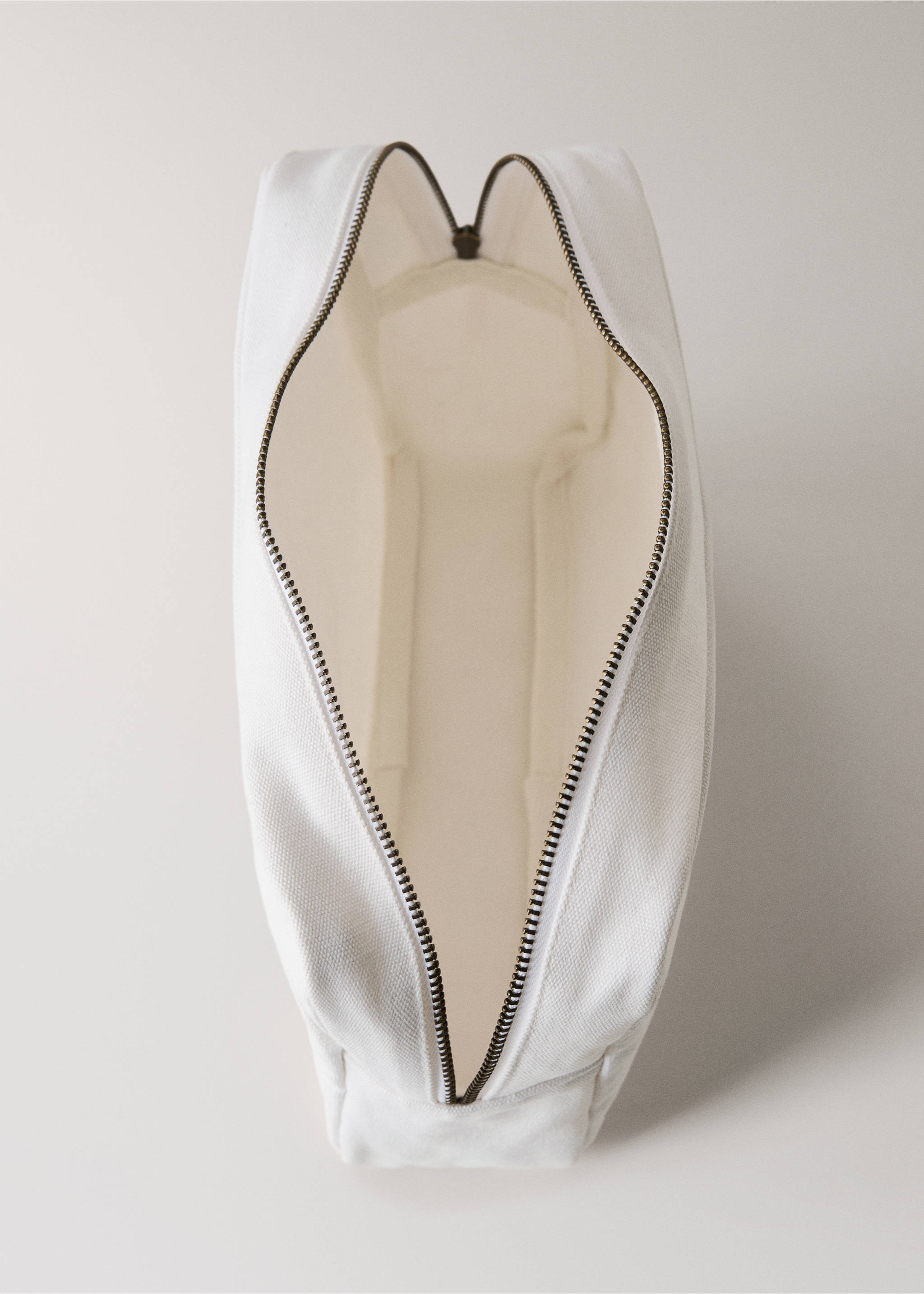 Plain cotton toiletry bag - Details of the article 3, Off White. Ref: 87098647-00.