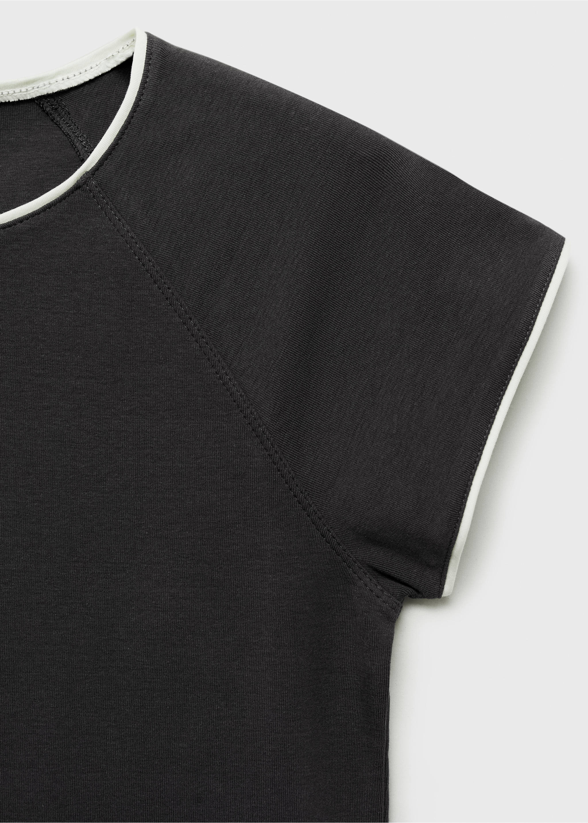 Samarreta cotó rivets contrast - Detall de l'article 8, Gris. Ref: 87099211-00.