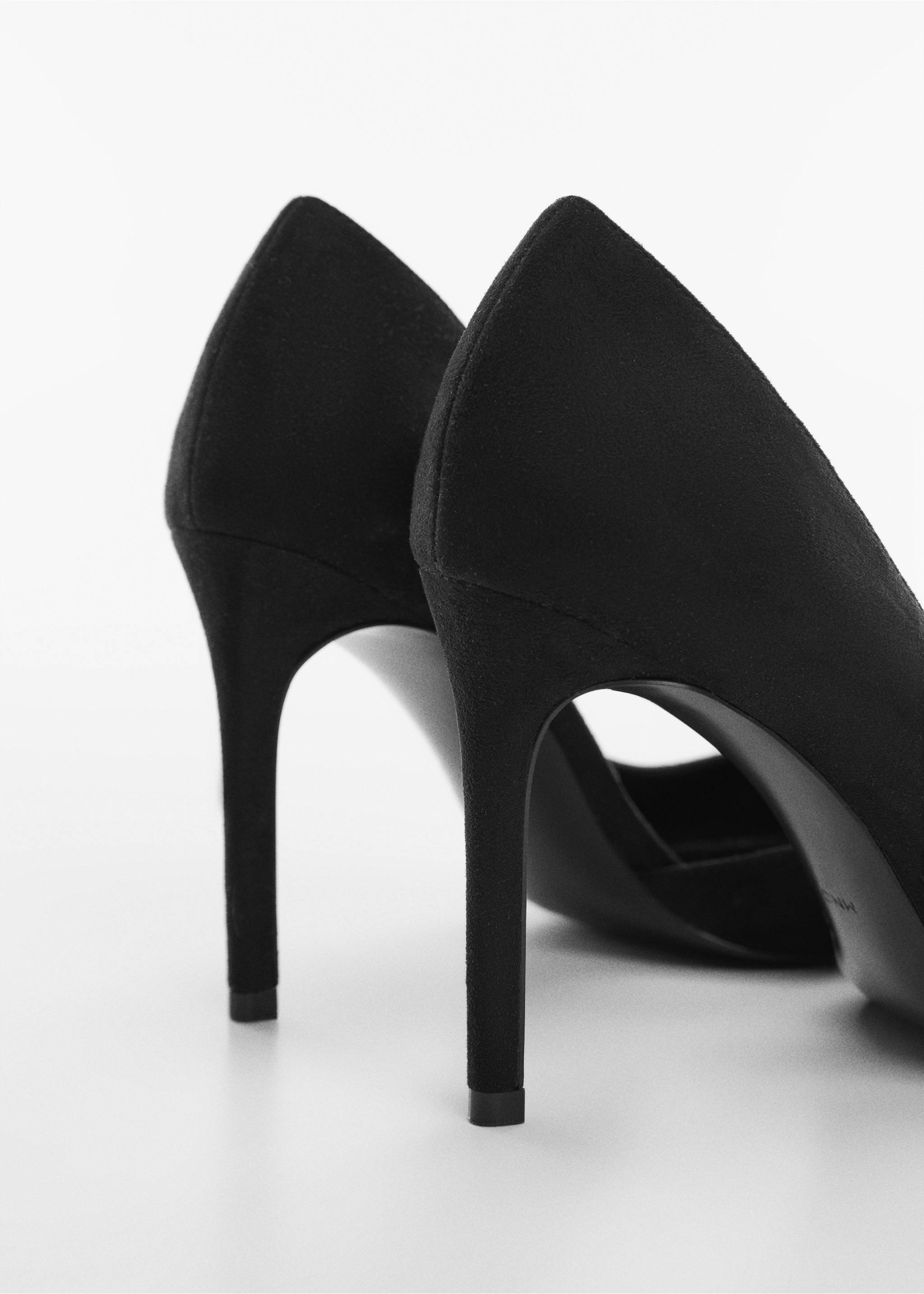 Asymmetrical heeled shoes - Details of the article 1, Black. Ref: 87100255-00.