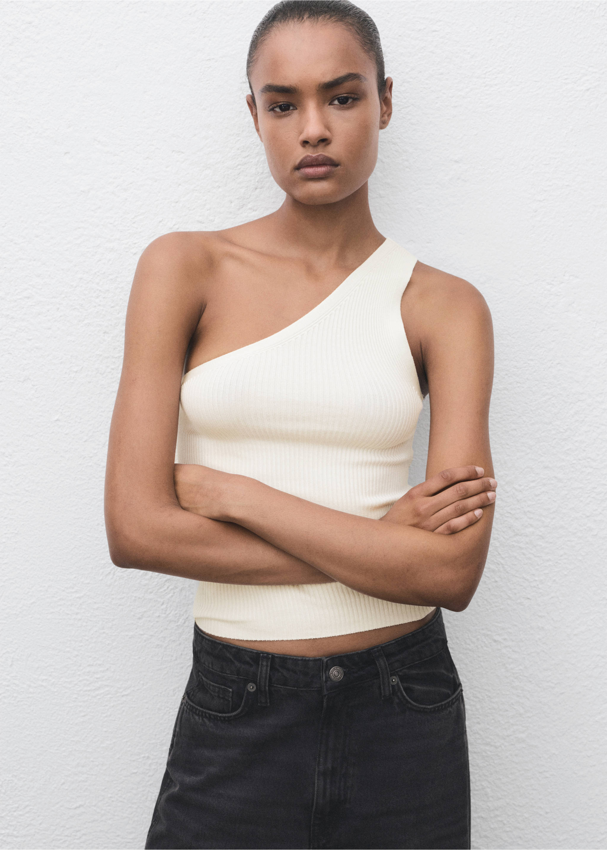 Asymmetrisches Stricktop - Mittlere Ansicht, Weiß. Ref: 87118640-00.