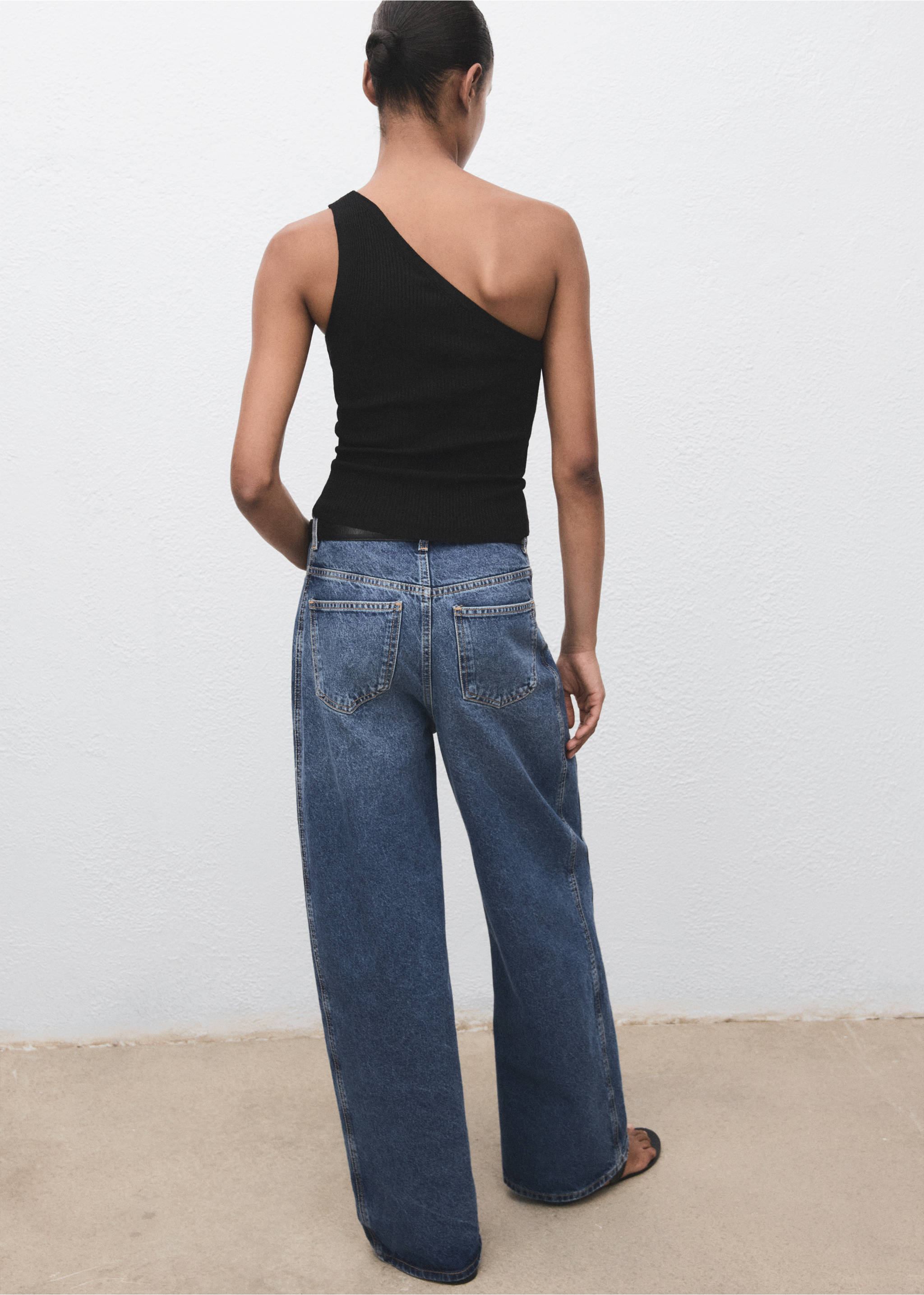 Knit asymmetric top - Reverse of the article, Black. Ref: 87118640-00.