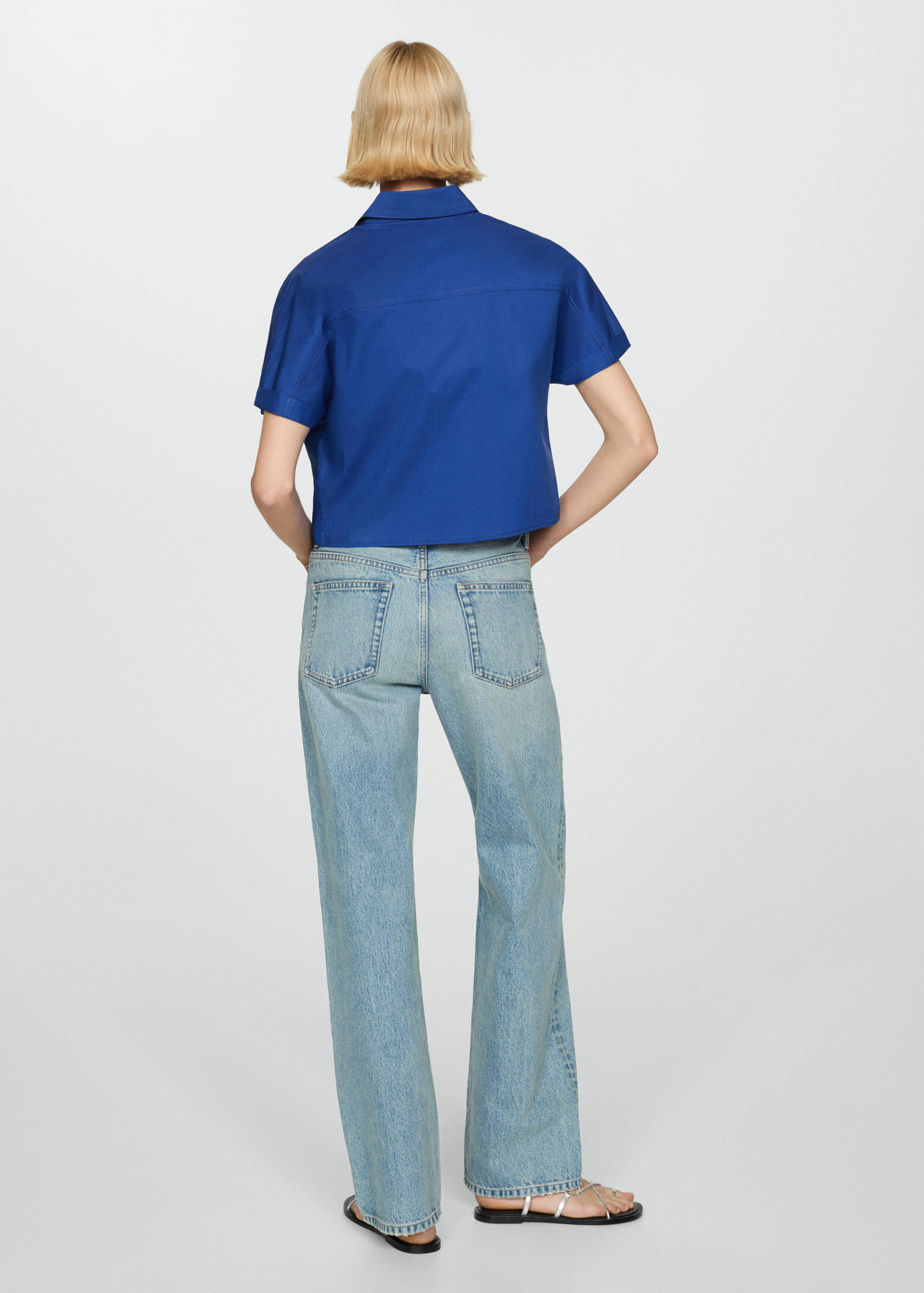 100% cotton crop shirt - Reverse of the article