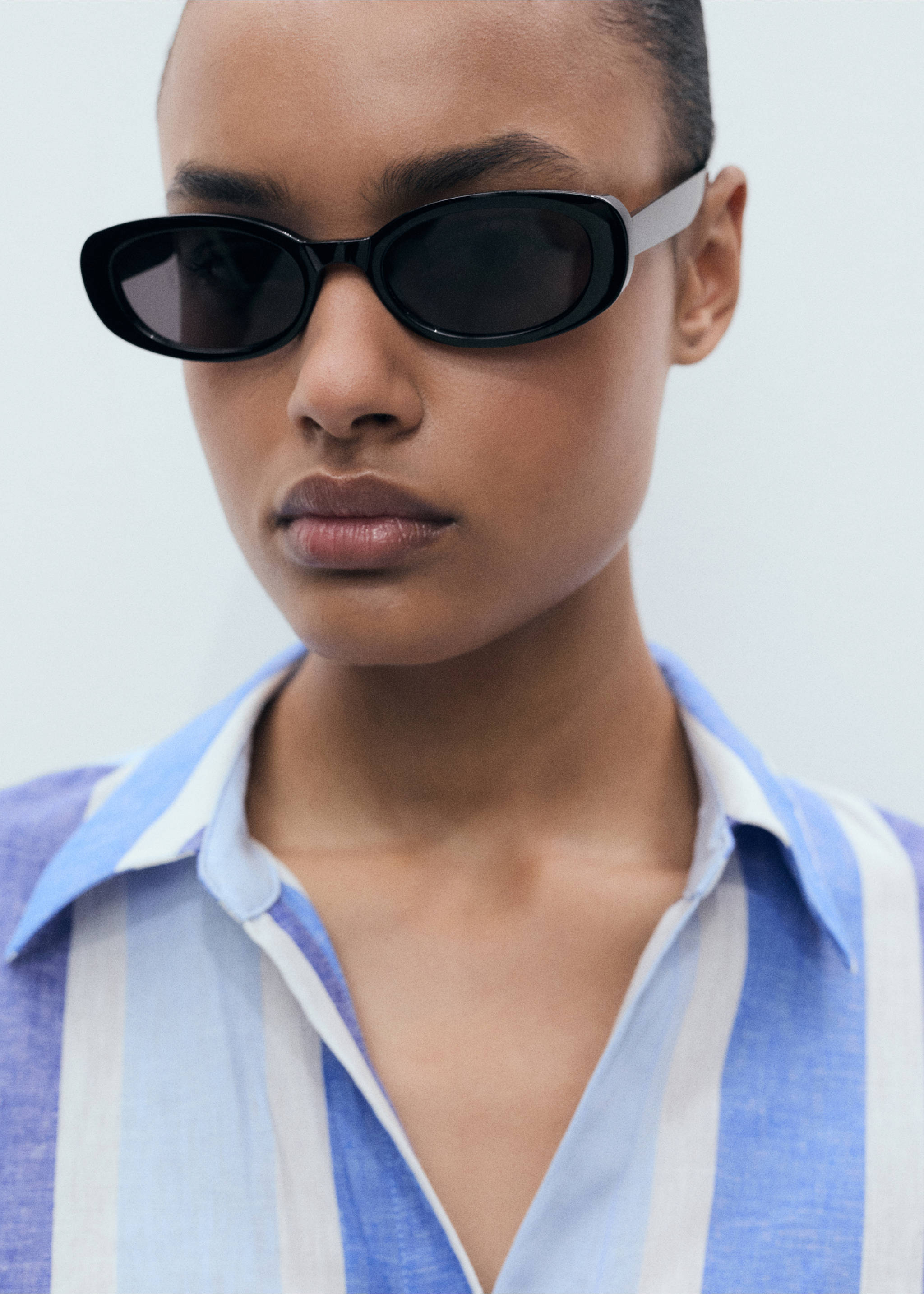 Belted striped shirt dress - Details of the article 1, Blue. Ref: 87128647-00.