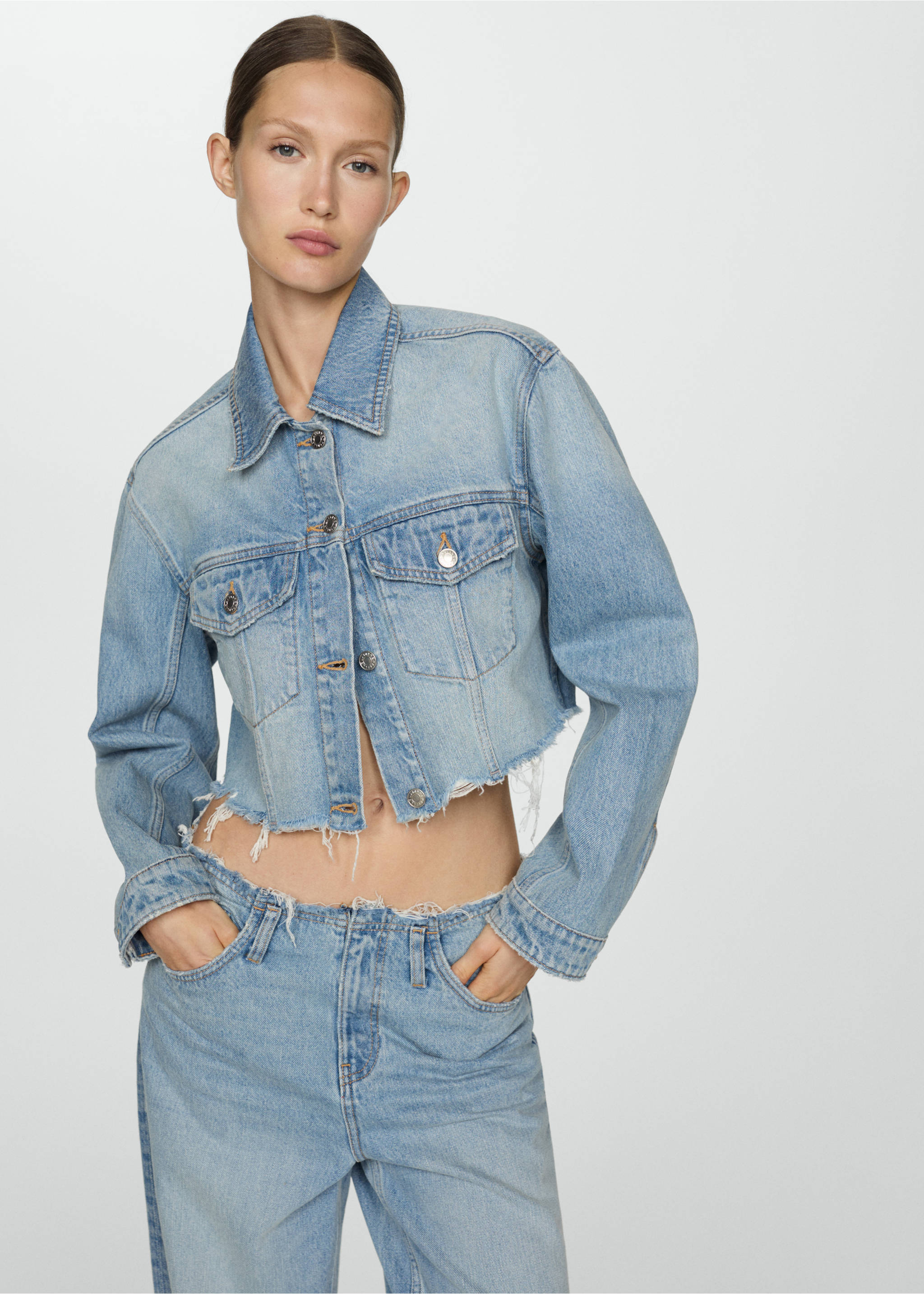 Denim jacket with frayed hem - Medium plane, Medium Blue. Ref: 87147113-00.